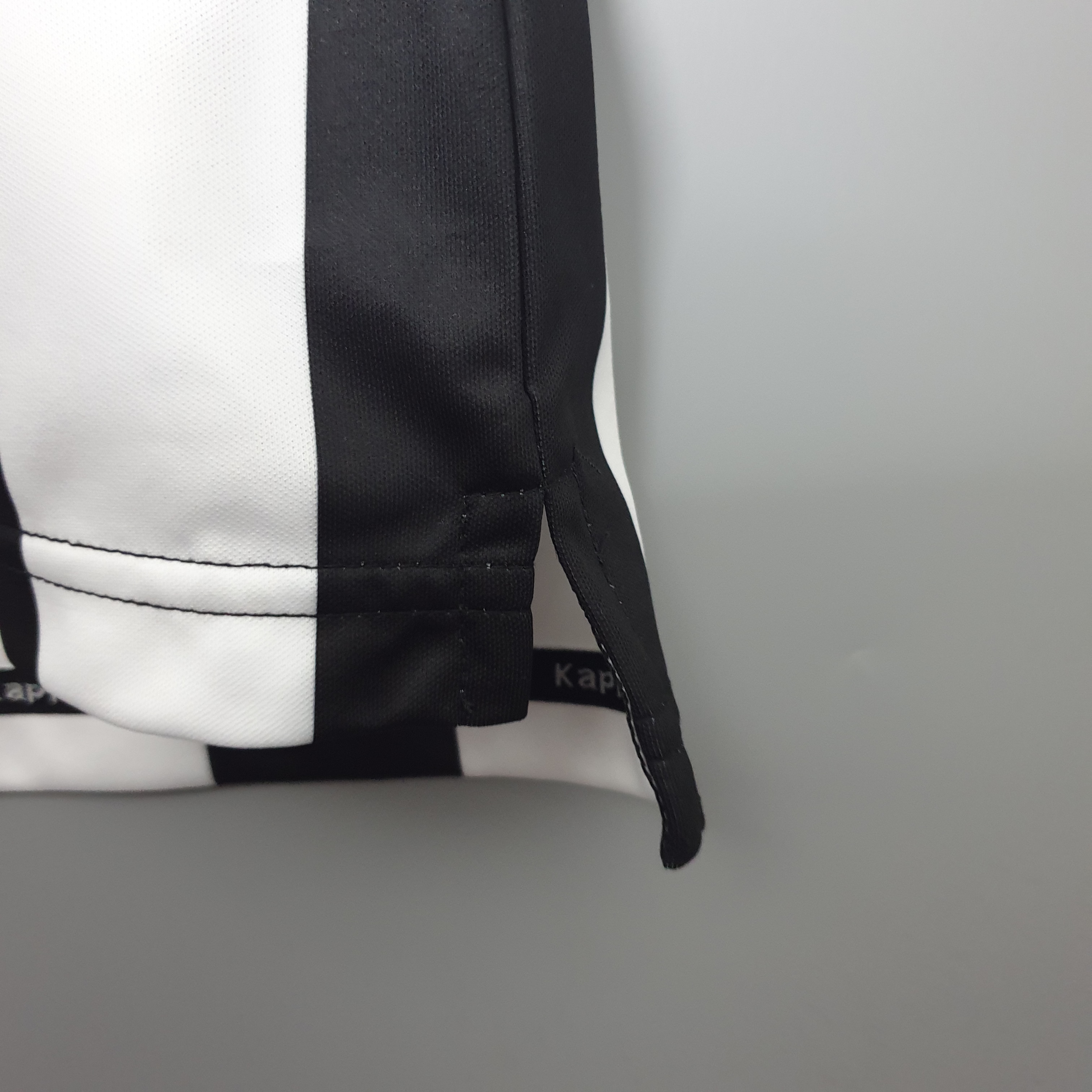 GlobeJersey-Retro Juventus 1999-00 Home Stadium Jersey