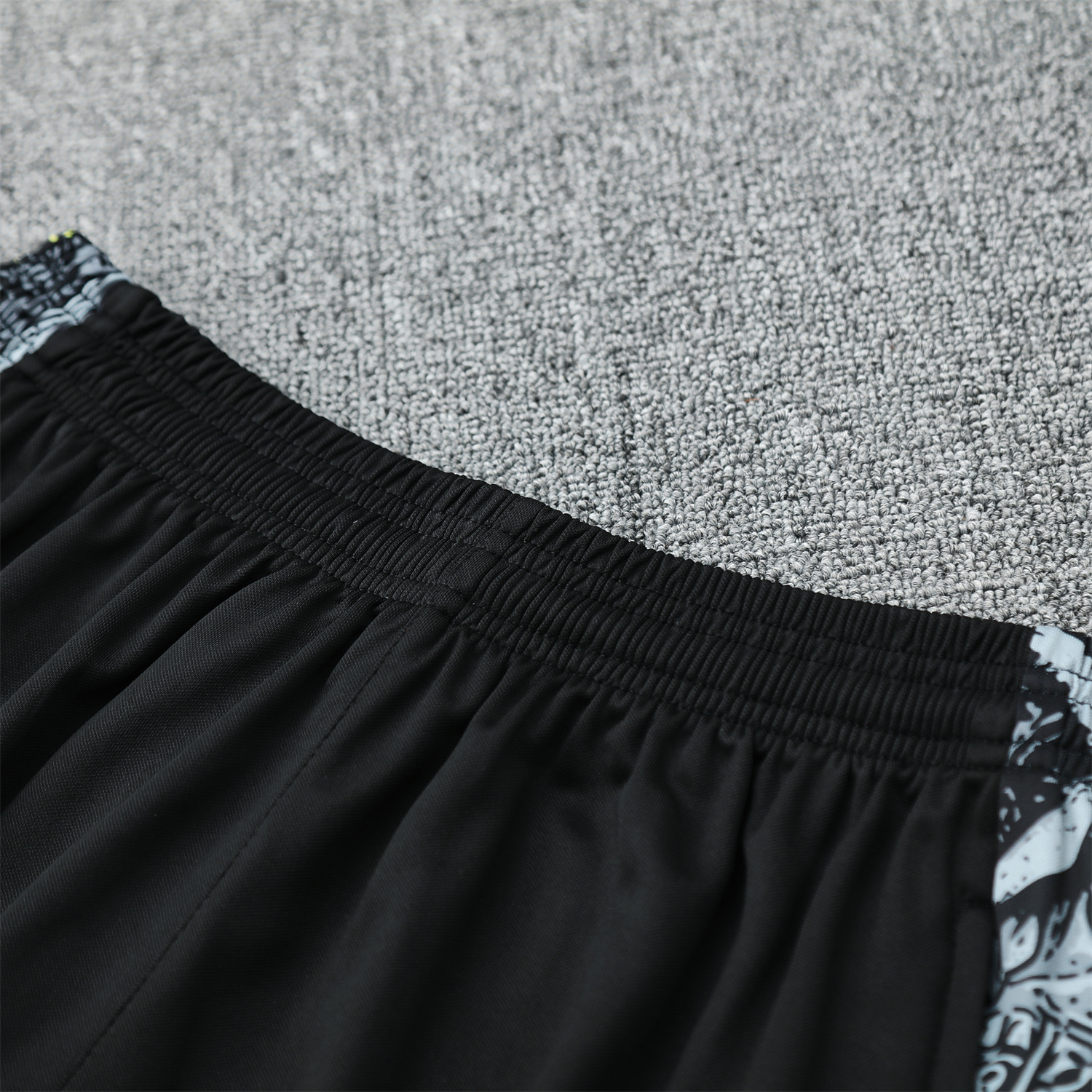 UltraTrikot-Brazil 25-26 Gray Jesus Statue Vest Training Set - Gray Vest & Black Shorts