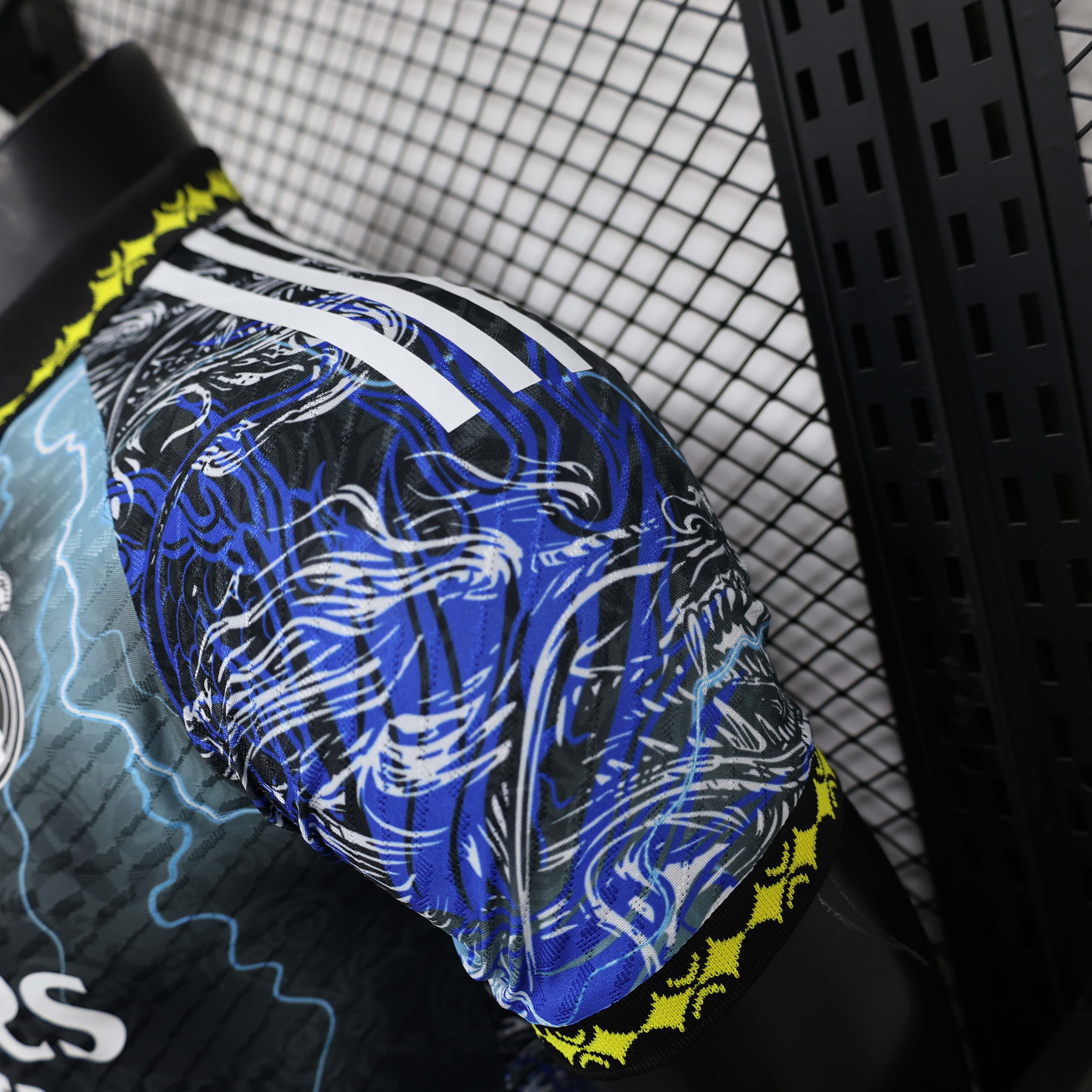 2024/2025 Player Version Real Madrid Special Edition Black Football Shirt 1:1 Thai Quality:football jersey mysite: unitedjerseyfootball 邓江浪:football