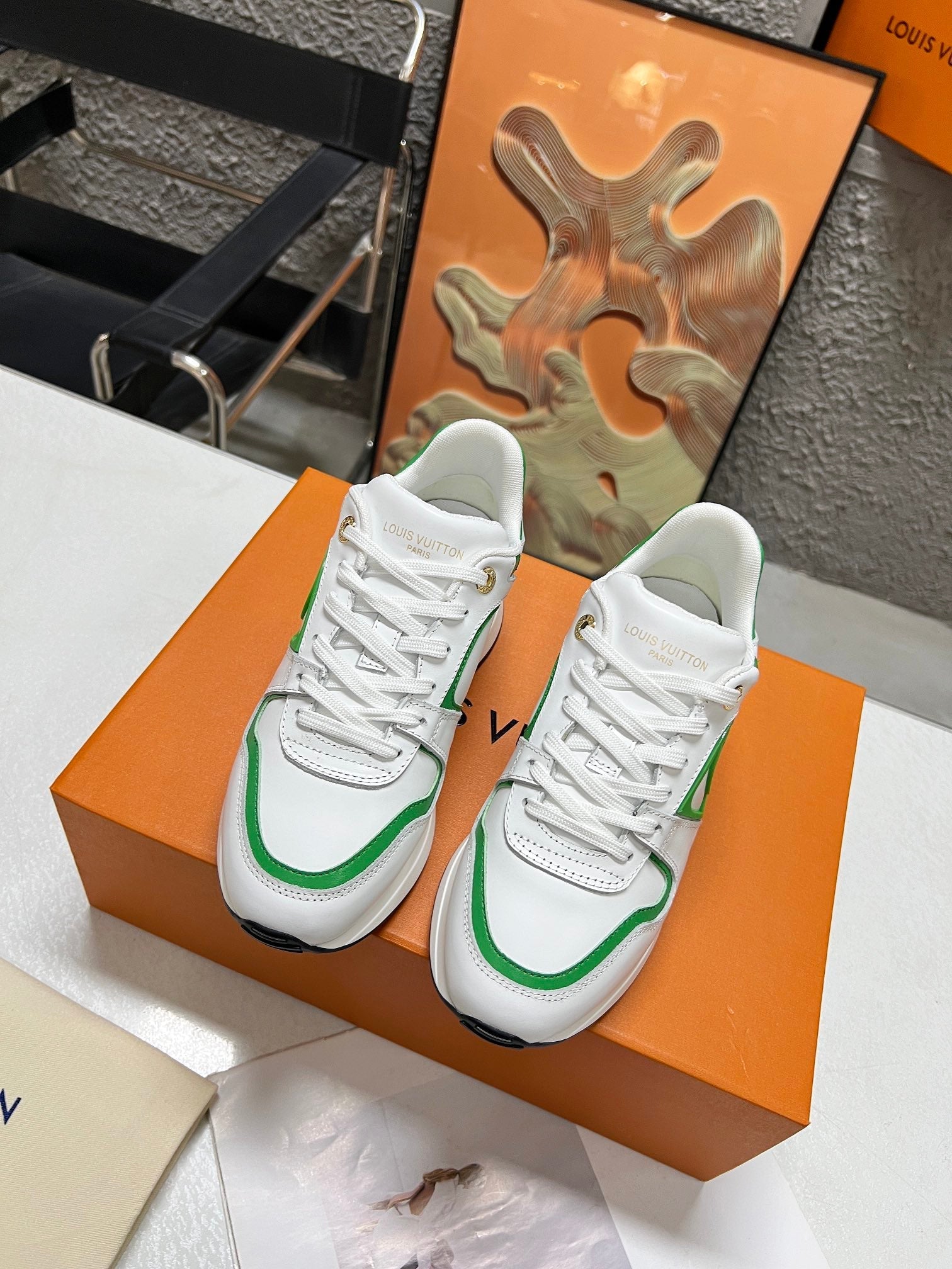 LV WOMEN SNEAKER IN WHITE MIX GREEN CALFSKIN、mysite、Cacoeks