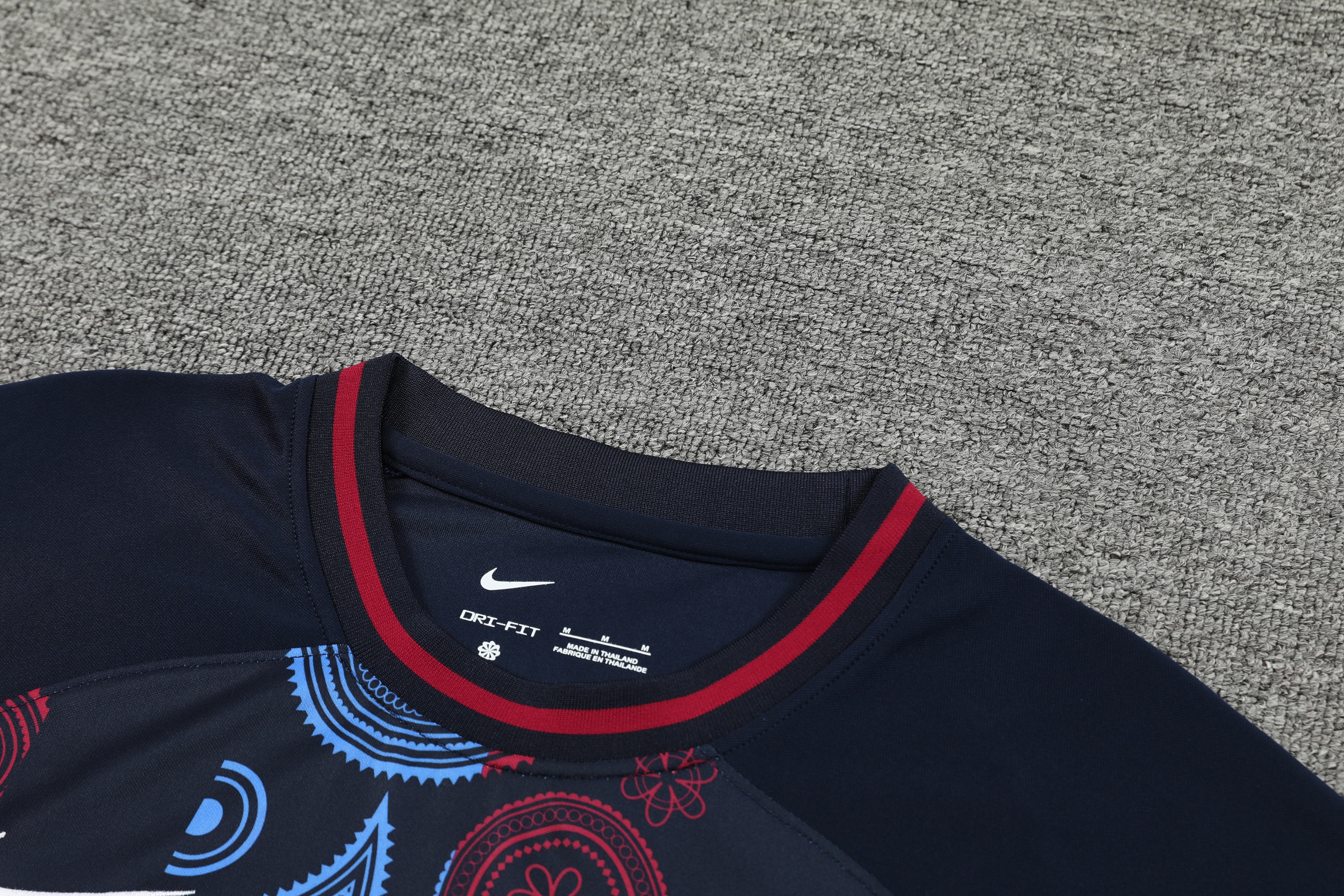 ManixJersey.com | Barcelona 24-25 Short-Sleeve Training Set - Blue with Pattern -Customize Name, Number and Patch | Worldwide Shipping