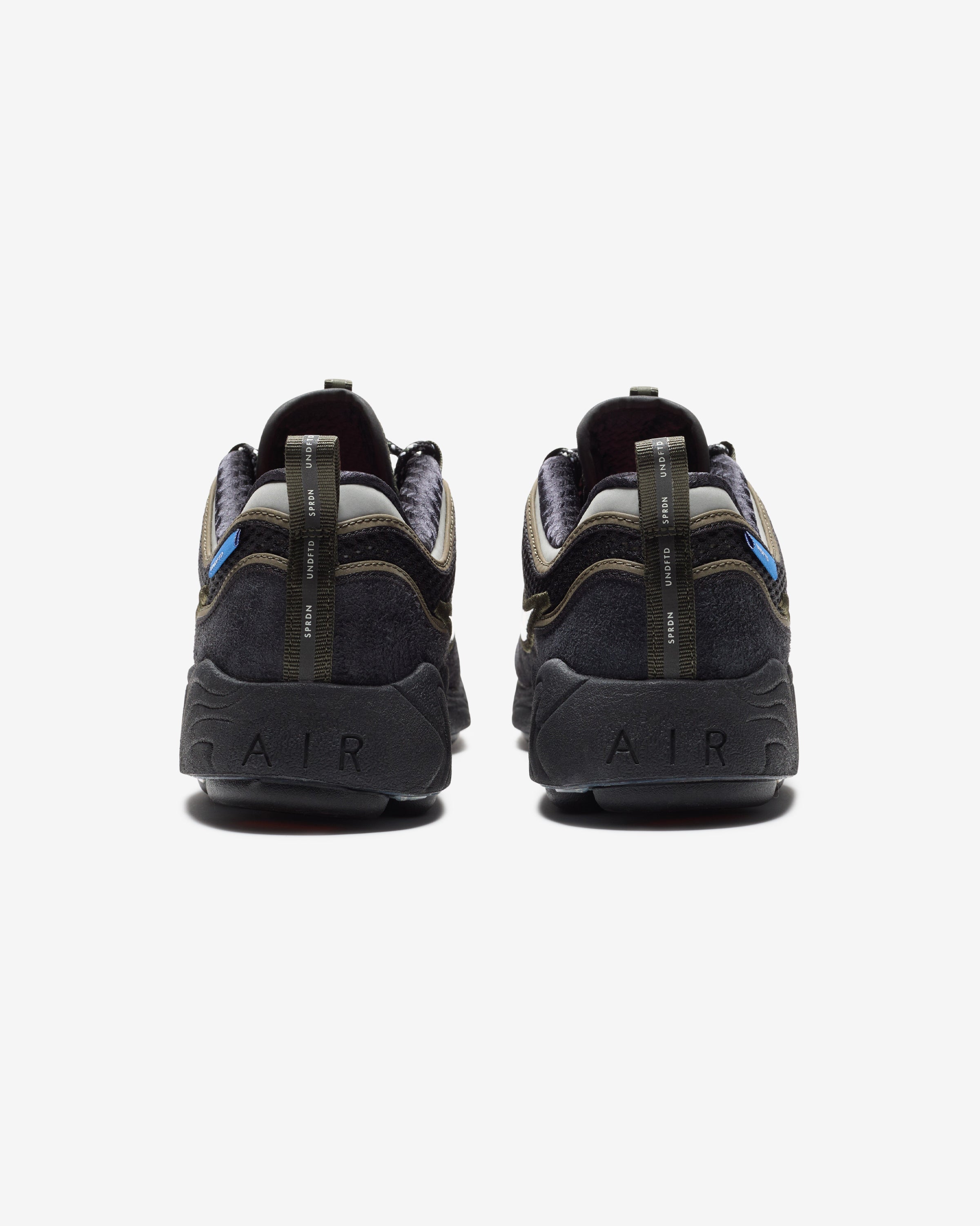 UNDEFEATED X NIKE AIR ZOOM SPIRIDON - CARGOKHAKI/ BLACK