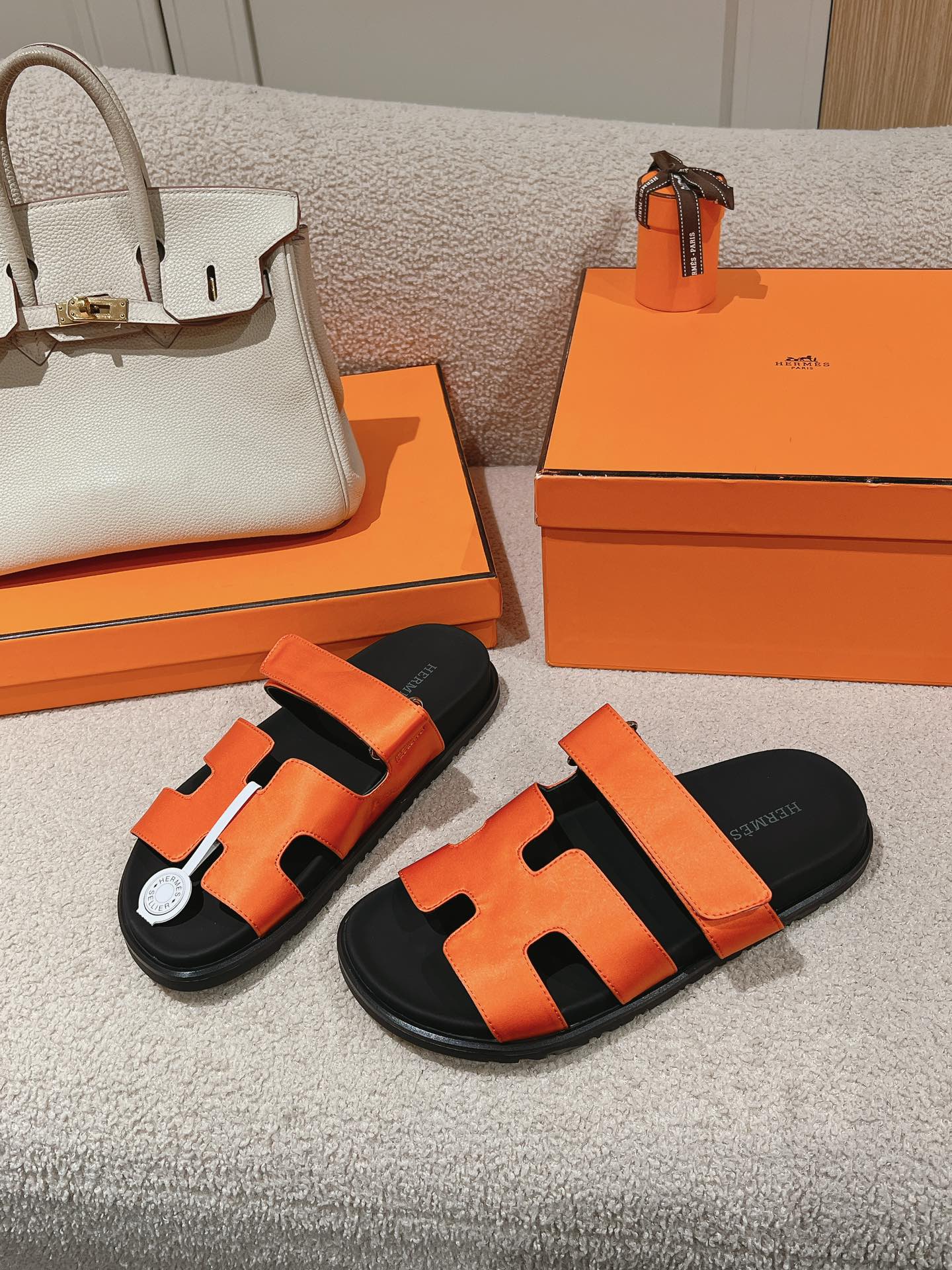 CHYPRE SANDAL BLACK MIX DARK ORANGE CALFSKIN、mysite、Cacoeks