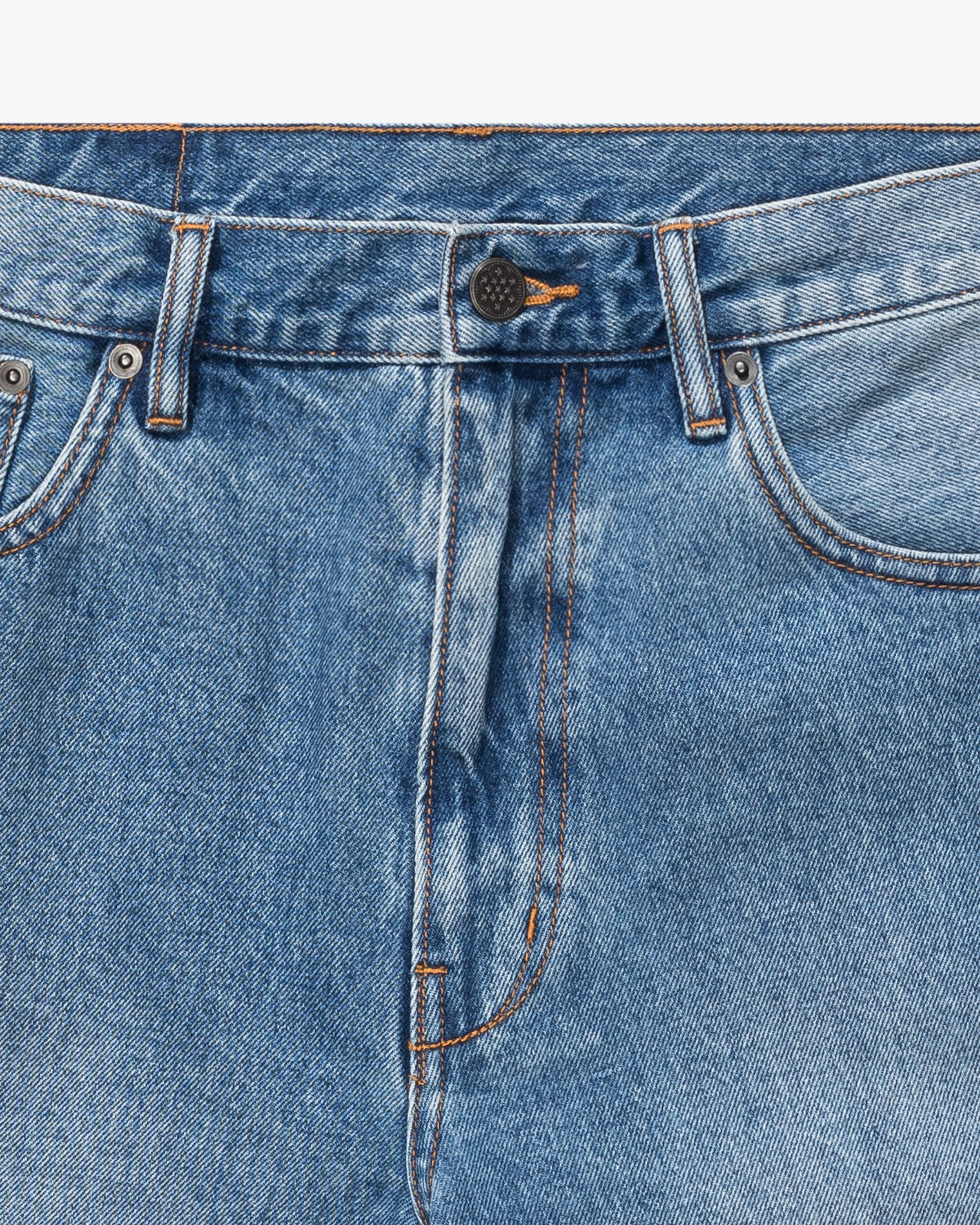 UNDEFEATED 5-POCKET DENIM SHORT - MEDIUM BLUE