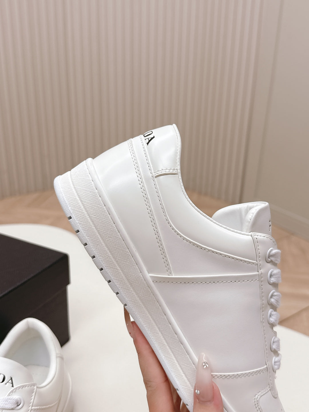 PRADA 25S DOWNTOWN SNEAKERS IN WHITE CALFSKIN SILVER HARDWARE、mysite、Cacoeks