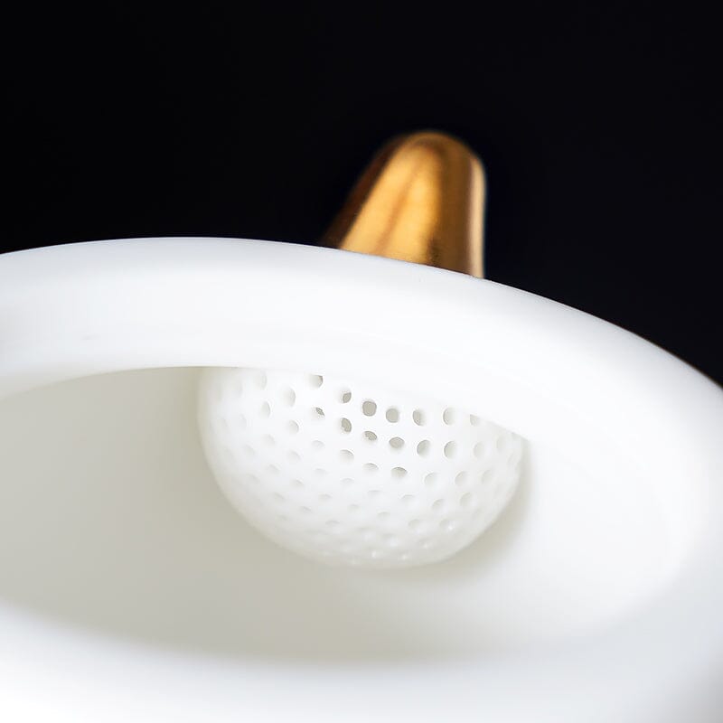 GEEK BAR-https://www.hot-toy.com/