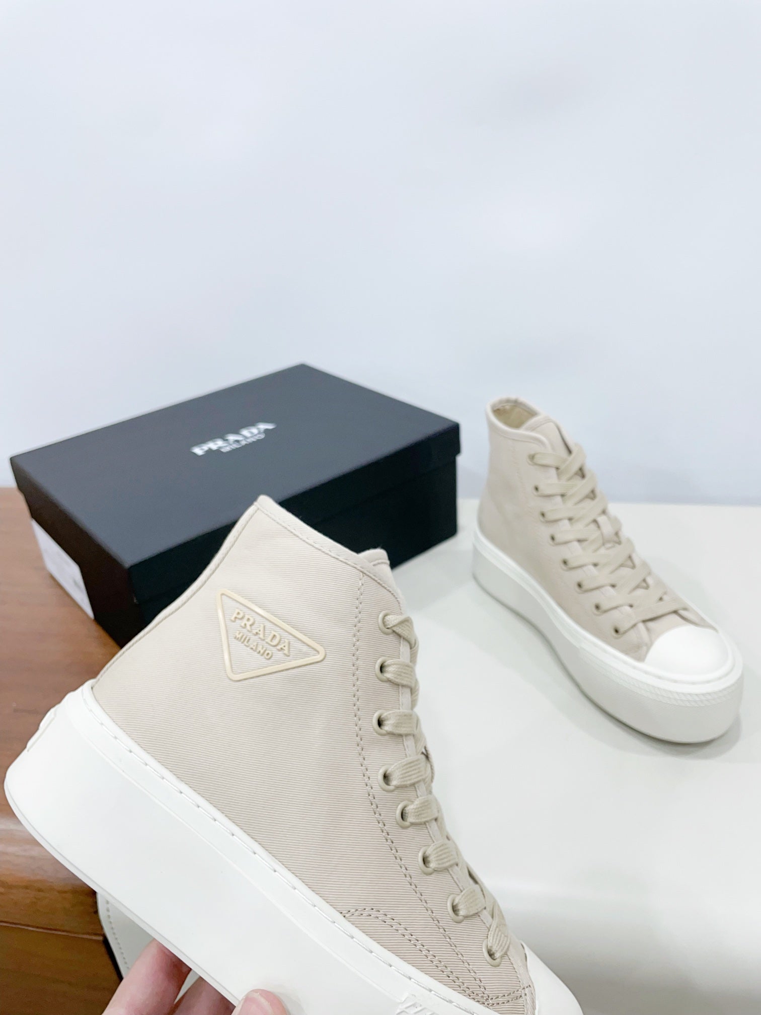 HIGH-TOP SEANKERS IN BEIGE CANVAS、mysite、Cacoeks