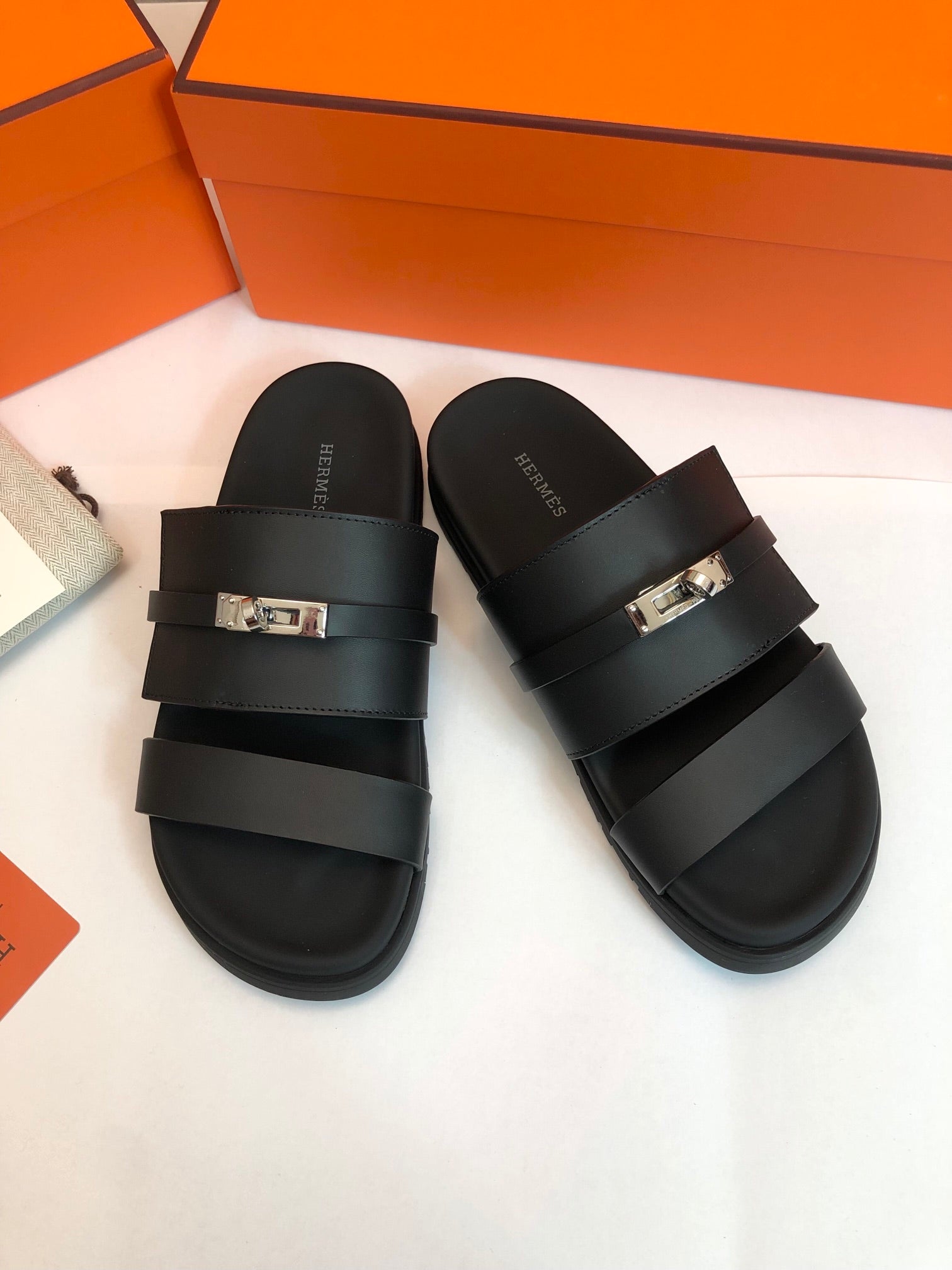 GABRIEL SANDAL MULE IN BLACK CALFSKIN、mysite、Cacoeks