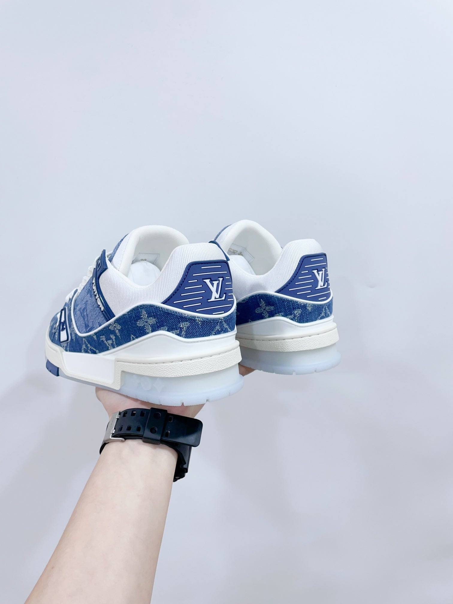 LV TRAINER SNEAKER IN CERULEAN BLUE MONOGRAM DENIM、mysite、Cacoeks