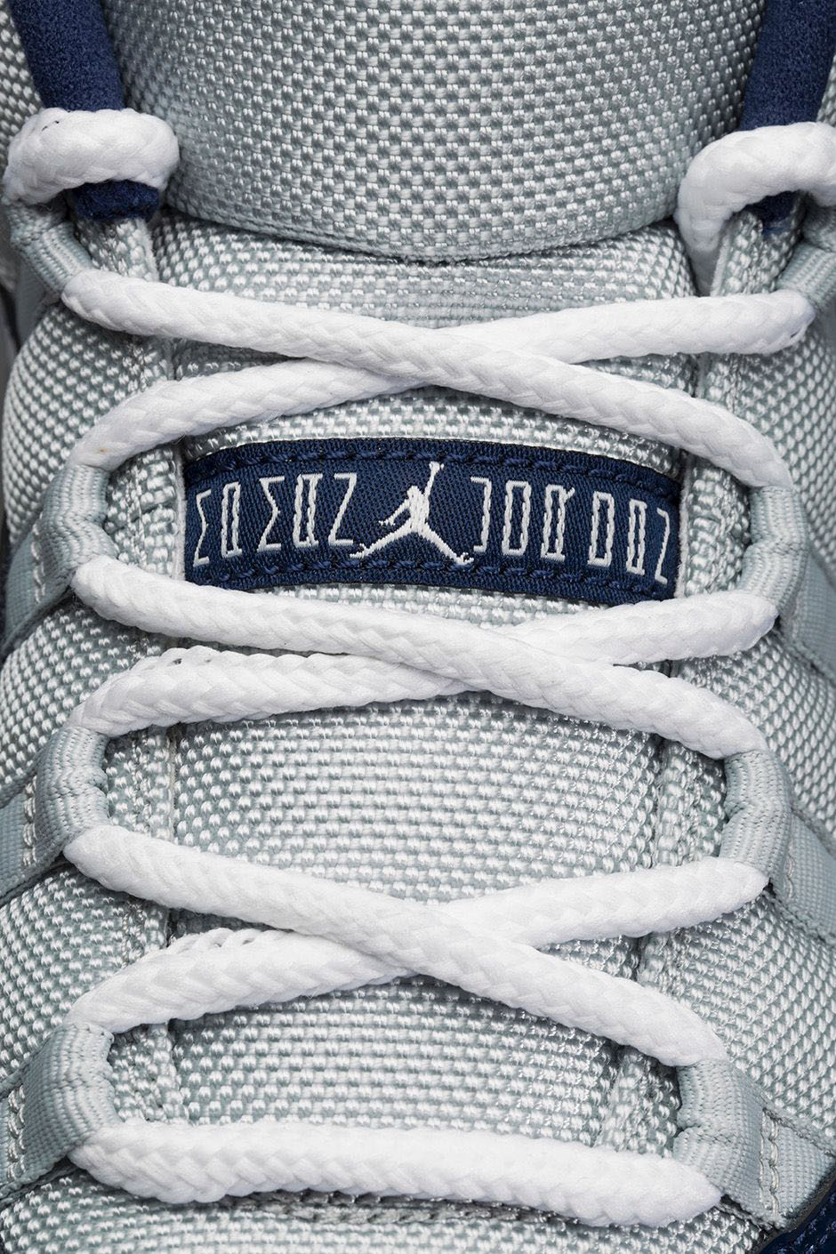 Air Jordan 11 Low Georgetown