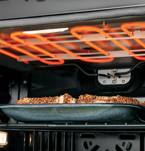 8-pass broil element (lower oven) 8-pass broil element (lower oven)