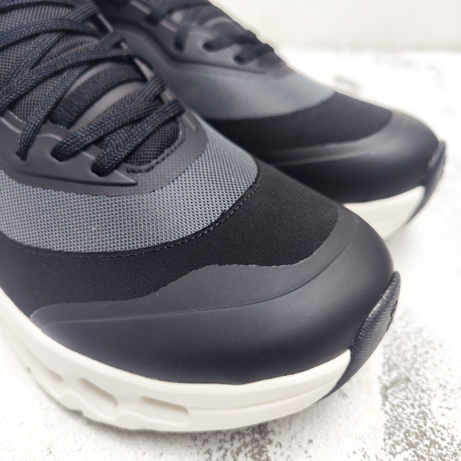 CLOUDTILT 2.0 SNEAKER IN BLACK CALFSKIN AND BREATHABLE MESH、mysite、Cacoeks