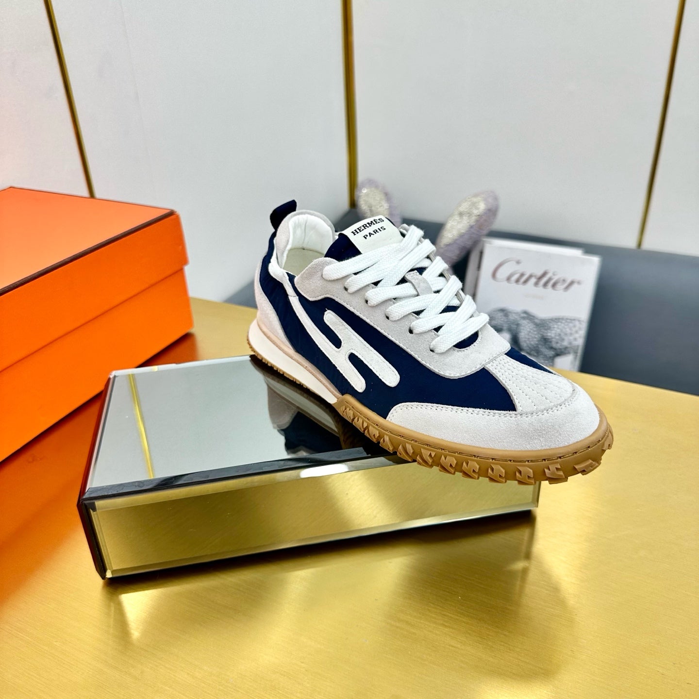 JET SNEAKER IN PALE GRAY SUEDE AND NAVY BLUE NAPPA LEATHER、mysite、Cacoeks