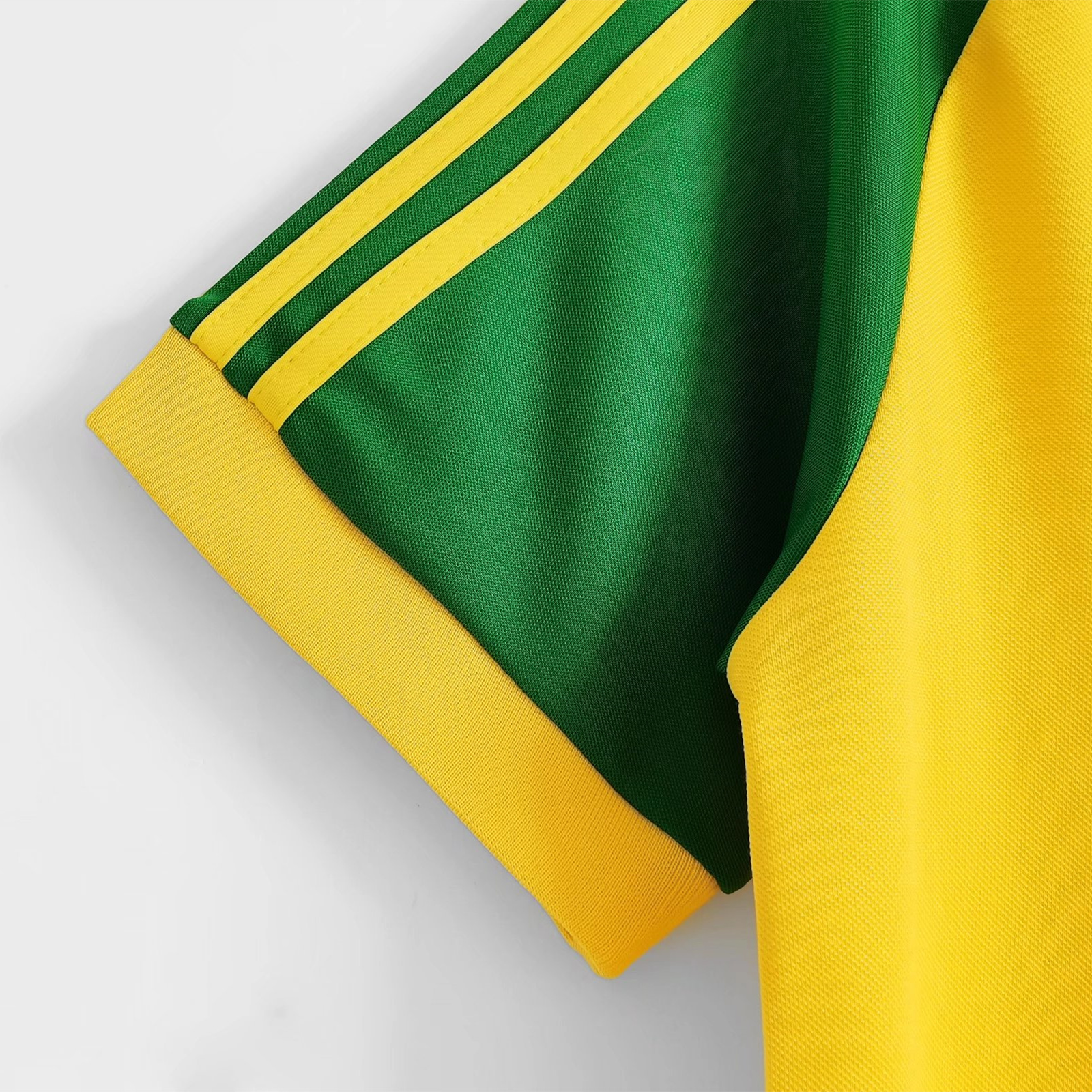 ManixJersey.com | Retro Wales 1982 Away Stadium Jersey -Customize Name, Number and Patch | Worldwide Shipping