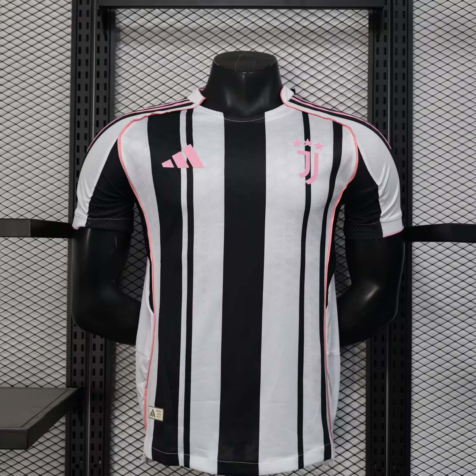 2025/2026 Player Version Juventus Home Football Shirt 1:1 Thai Quality:football jersey mysite: unitedjerseyfootball 邓江浪:football