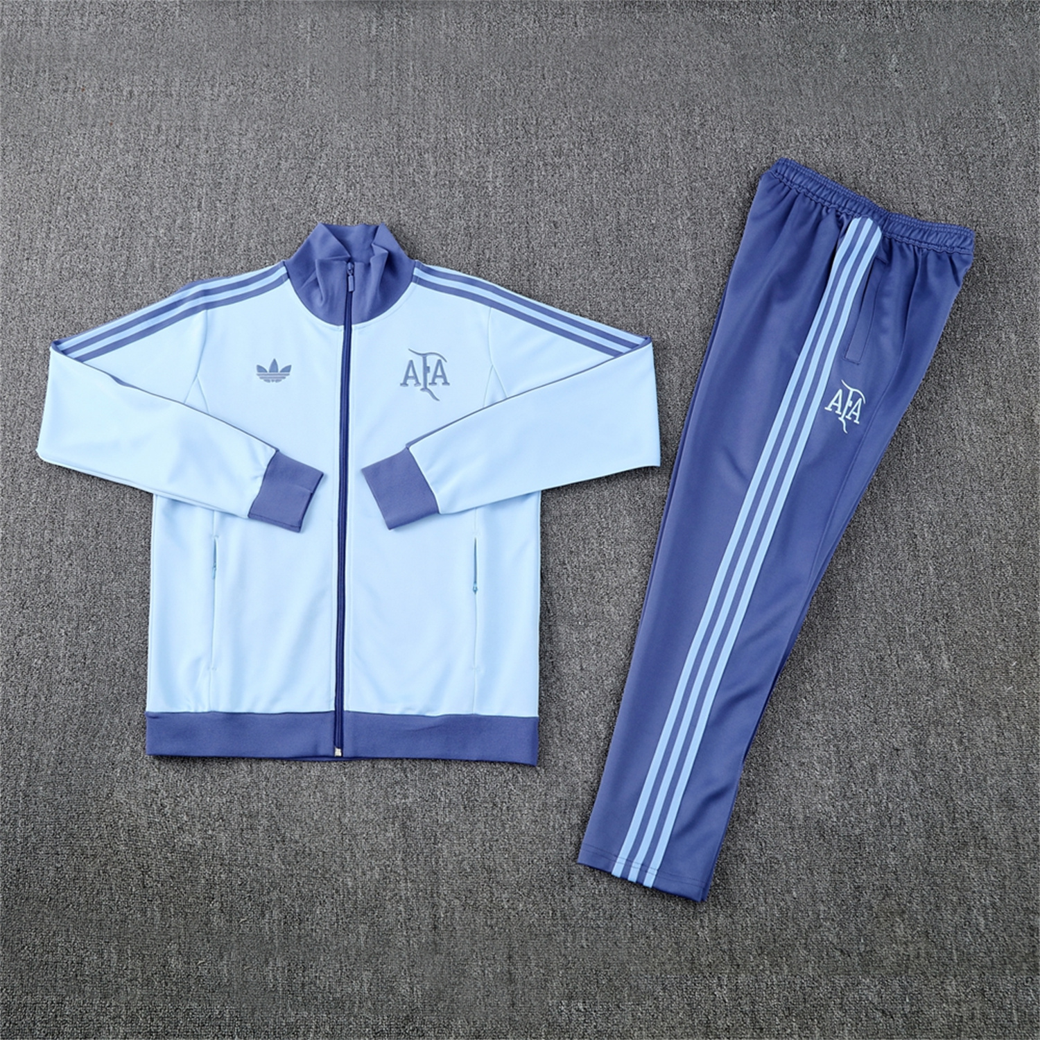 UltraTrikot-Argentina 24-25 Throwback Jacket Training Tracksuit - Light Blue Jackets & Blue Pants