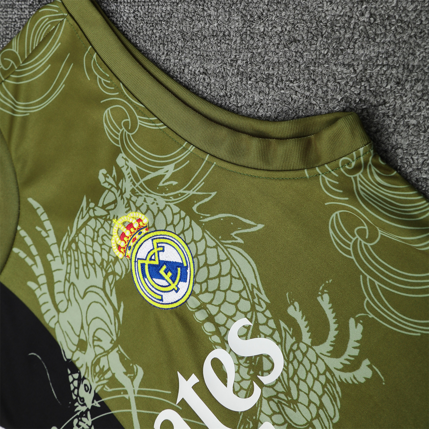 UltraTrikot-Real Madrid 25-26 Vest Training Set - Green-Black Dragon Vest & Black-White Shorts