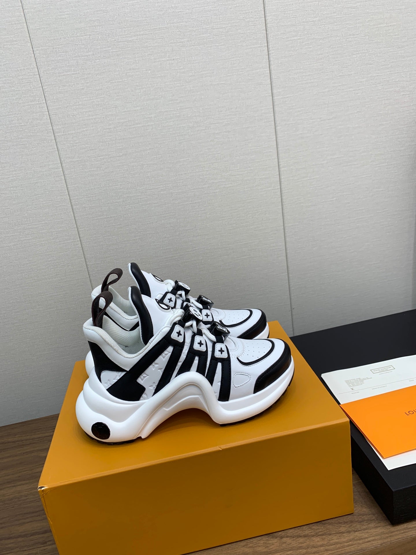 LV ARCHLIGHT SNEAKER BLACK MIX WHITE、mysite、Cacoeks