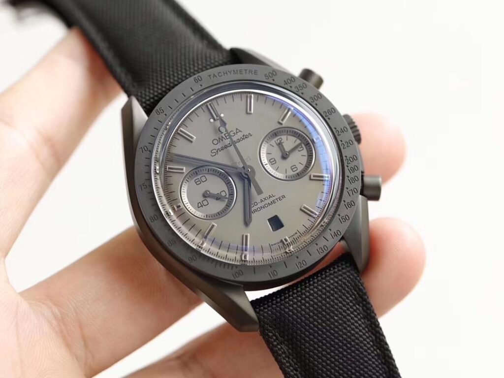 Đồng Hồ Omega Speedmaster Replica 11 Màu Đen Vỏ Gốm OM 44mm (1)