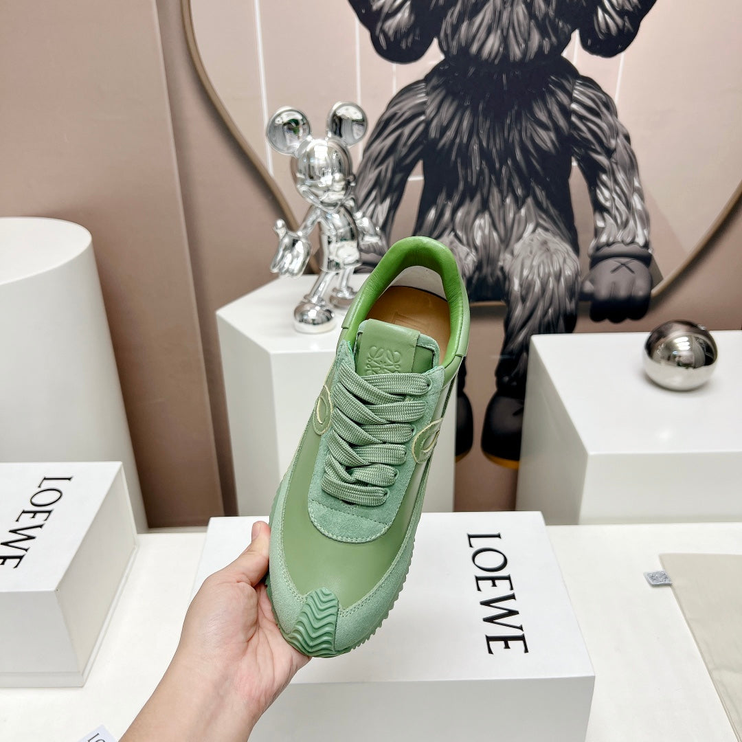FLOW RUNNER SNEAKER IN BASIL GREEN SUEDE AND SHEEPSKIN、mysite、Cacoeks