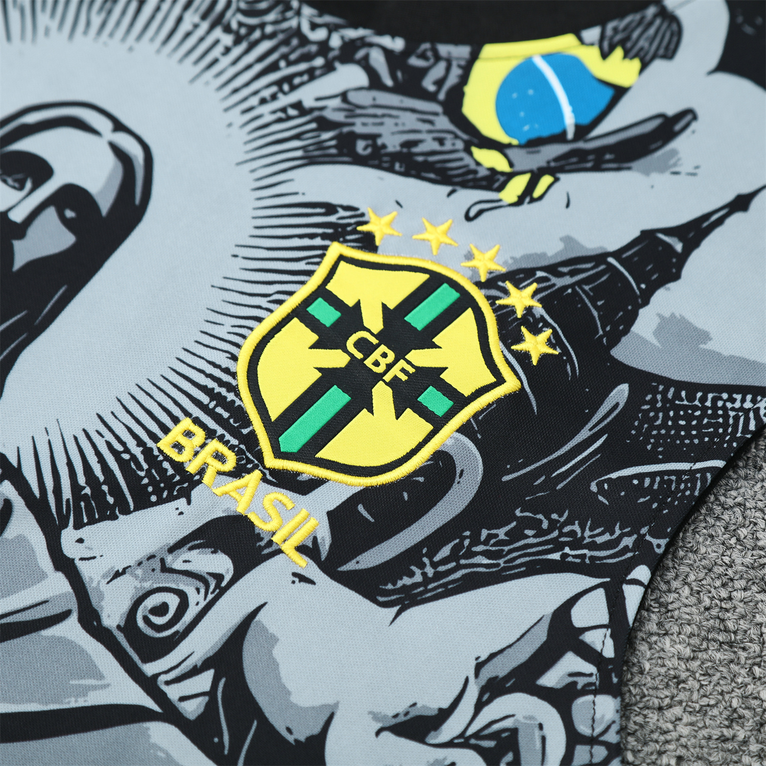 UltraTrikot-Brazil 25-26 Gray Jesus Statue Vest Training Set - Gray Vest & Black Shorts