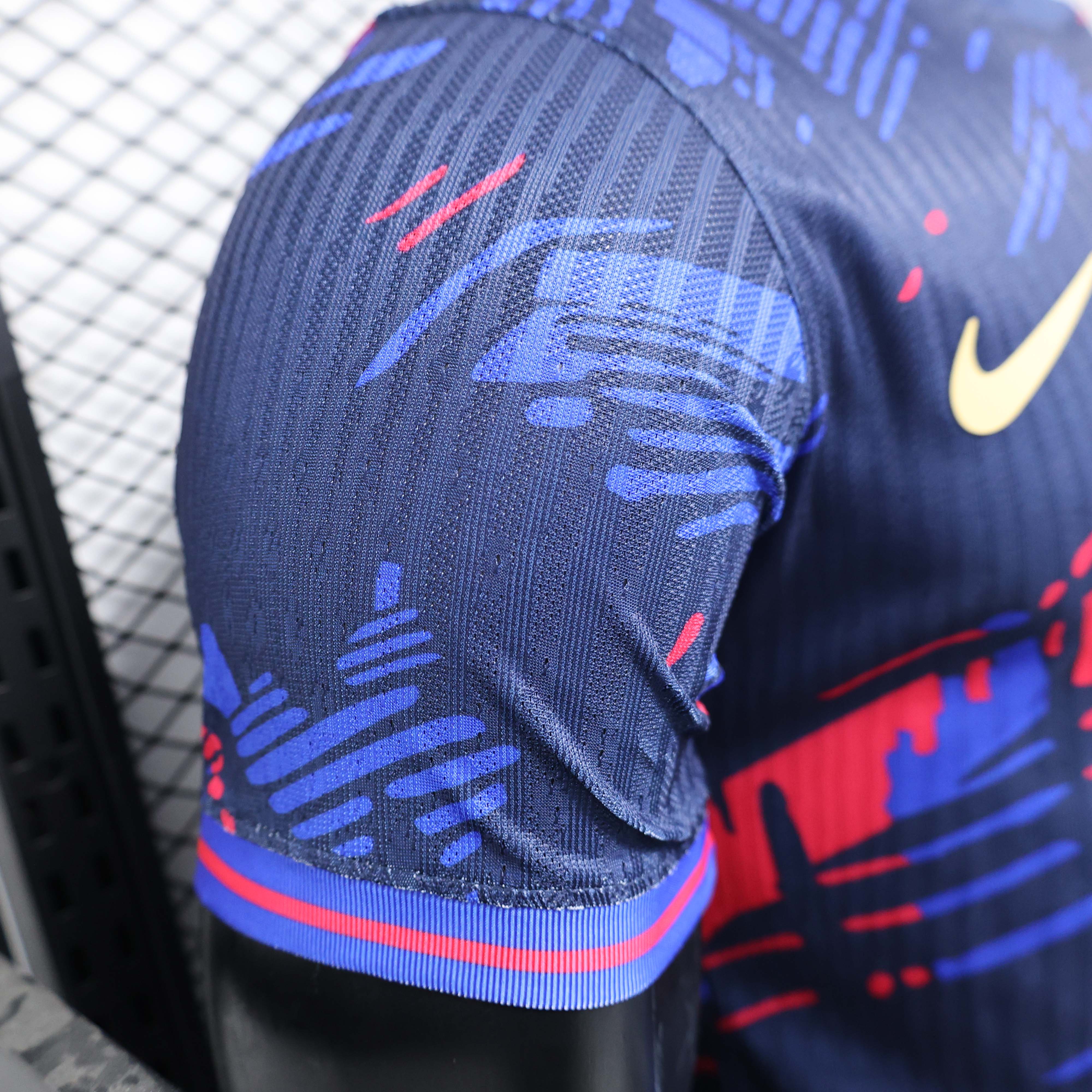 2025/2026 Player Version Barcelona Special Edition Navy blue Football Shirt 1:1 Thai Quality:football jersey mysite: unitedjerseyfootball 邓江浪:football