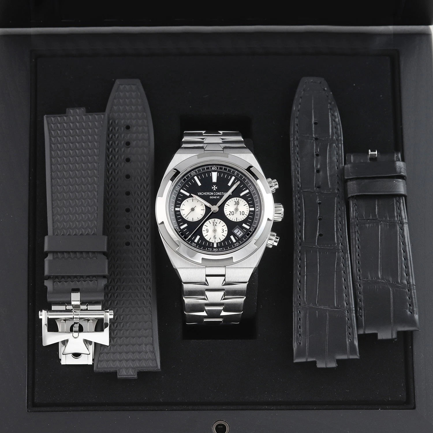 Vacheron Constantin Overseas Ref. 5520V/210A-B481 Super Clone Watch – Green Dial Stainless Steel Fake Replica