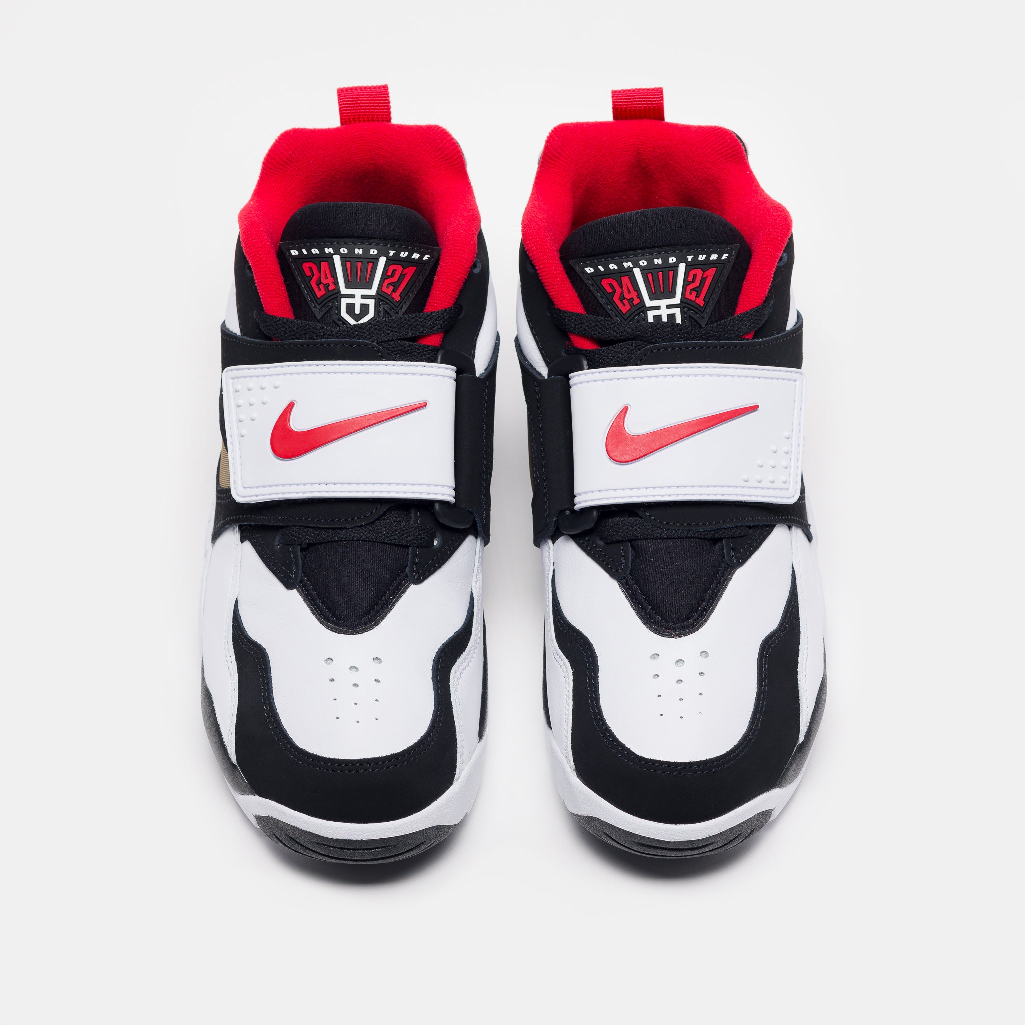 Air Diamond Turf Sneaker in White/Fire Red/Black/Metallic Gold