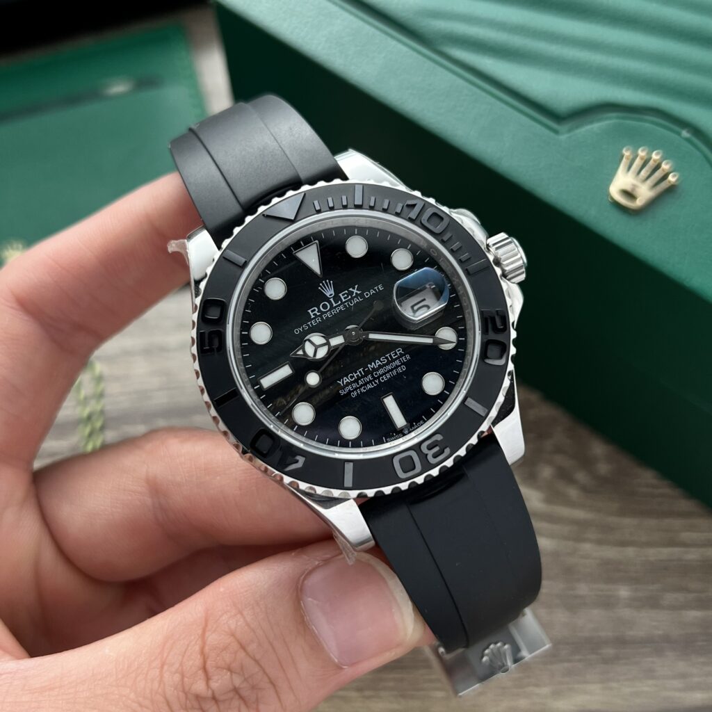 Đồng Hồ Rolex Yacht-Master Super Fake 11 Độ Mặt Vân Chải Xước 40mm