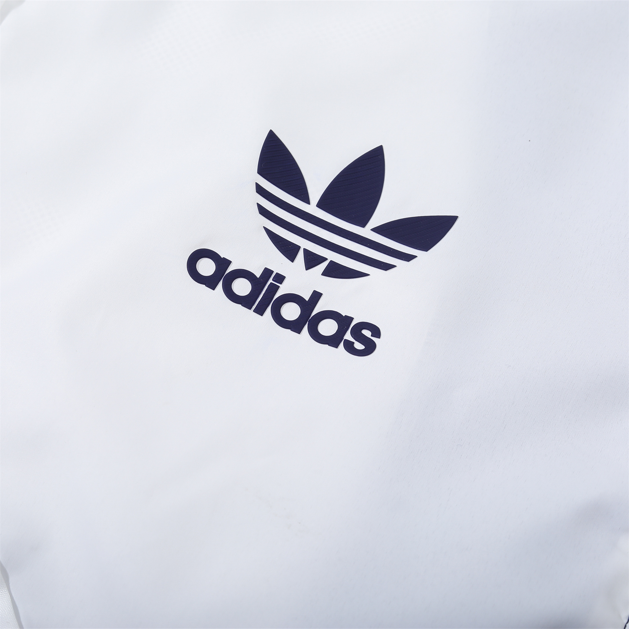 JerseysGala.com | Real Madrid 24-25 White Hooded Windbreaker - Player Version -Customize Name, Number and Patch | Worldwide Shipping