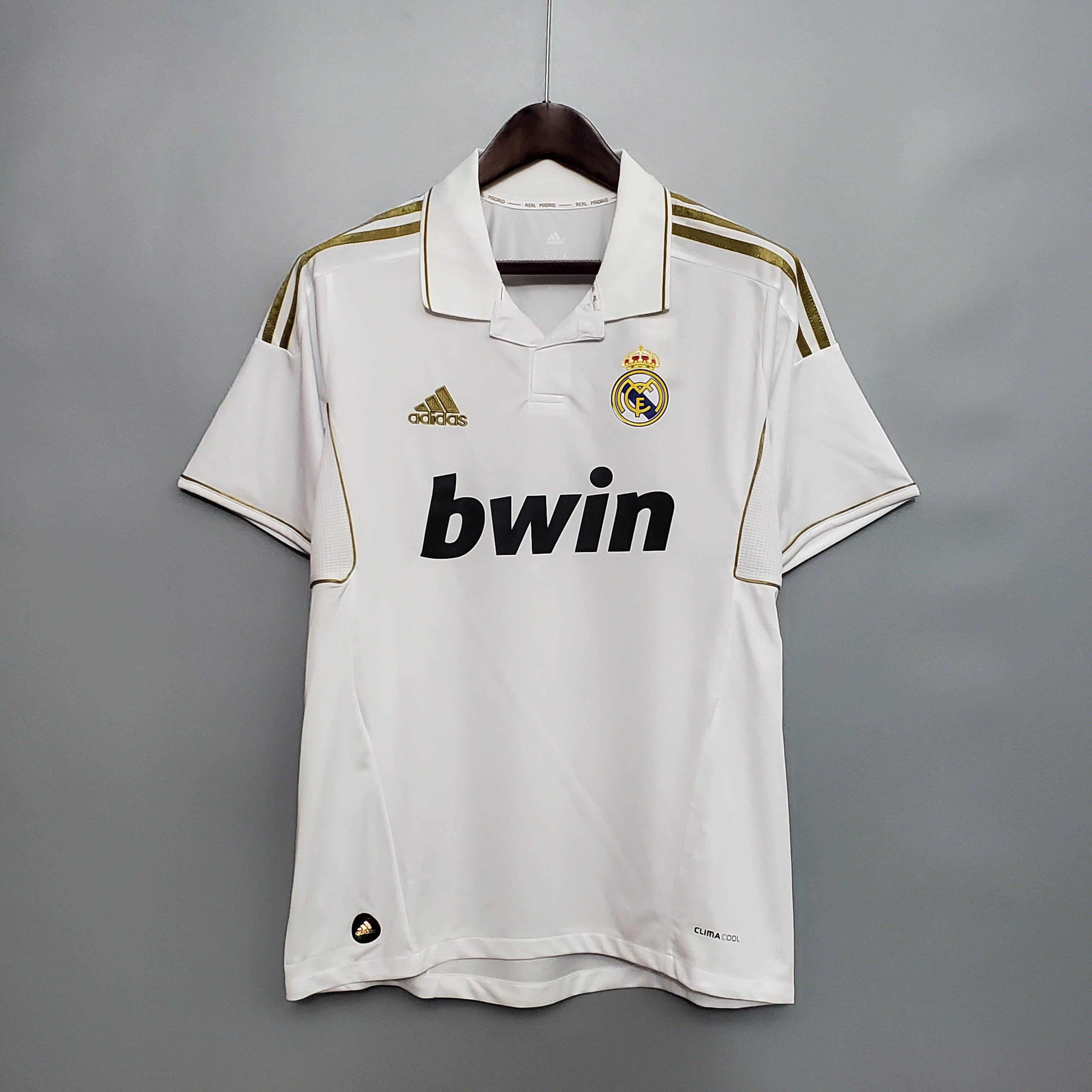 2011/2012 Retro Real Madrid Home:football jersey mysite: unitedjerseyfootball 邓江浪:football
