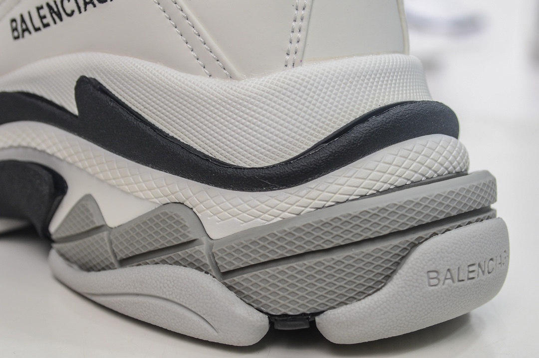 Balenciaga Triple S Sneaker x Adidas in White、mysite、Cacoeks