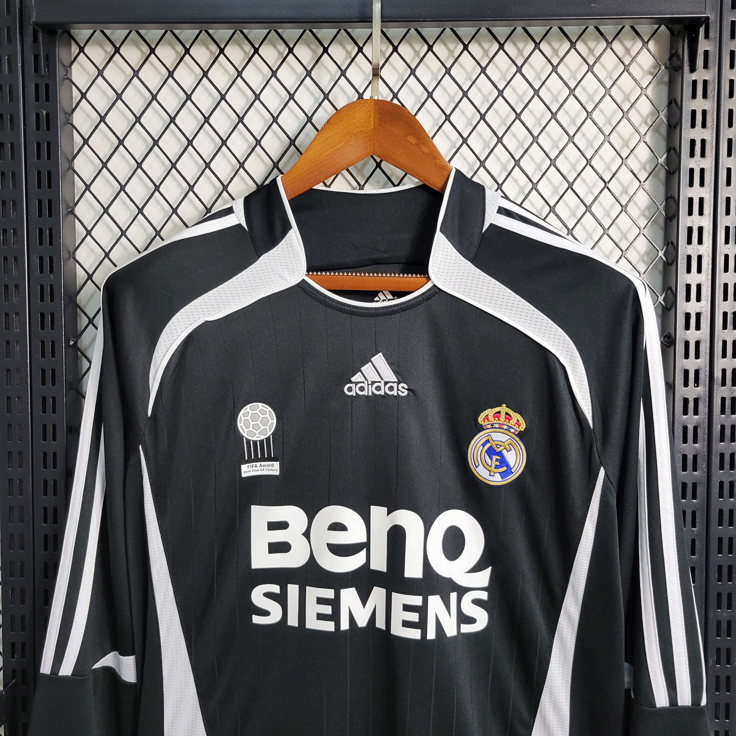 2006/2007 Retro Long Sleeve Real Madrid Away:football jersey mysite: unitedjerseyfootball 邓江浪:football