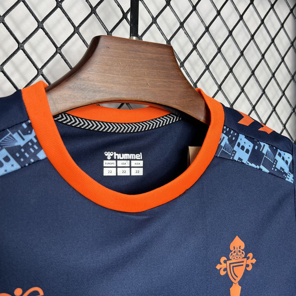 Higojerseys-Celta Vigo 24-25 Away Kids Kit