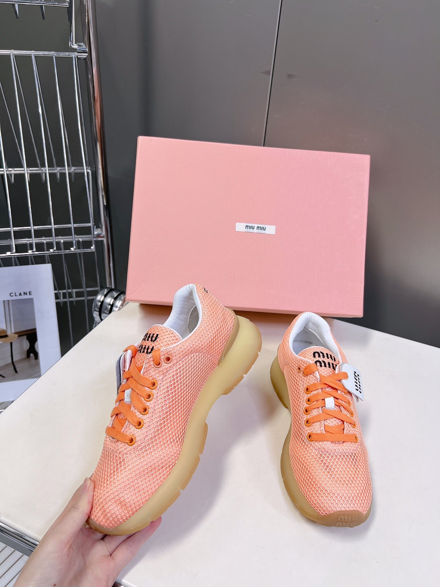 BASIC SNEAKERS IN LIGHT ORANGE MESH、mysite、Cacoeks