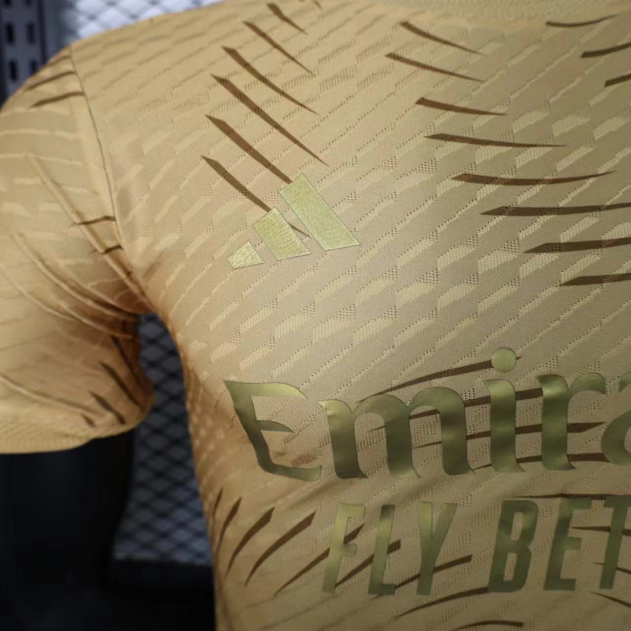 2024/2025 Player Version Real Madrid Special Edition Golden Football Shirt 1:1 Thai Quality:football jersey mysite: unitedjerseyfootball 邓江浪:football