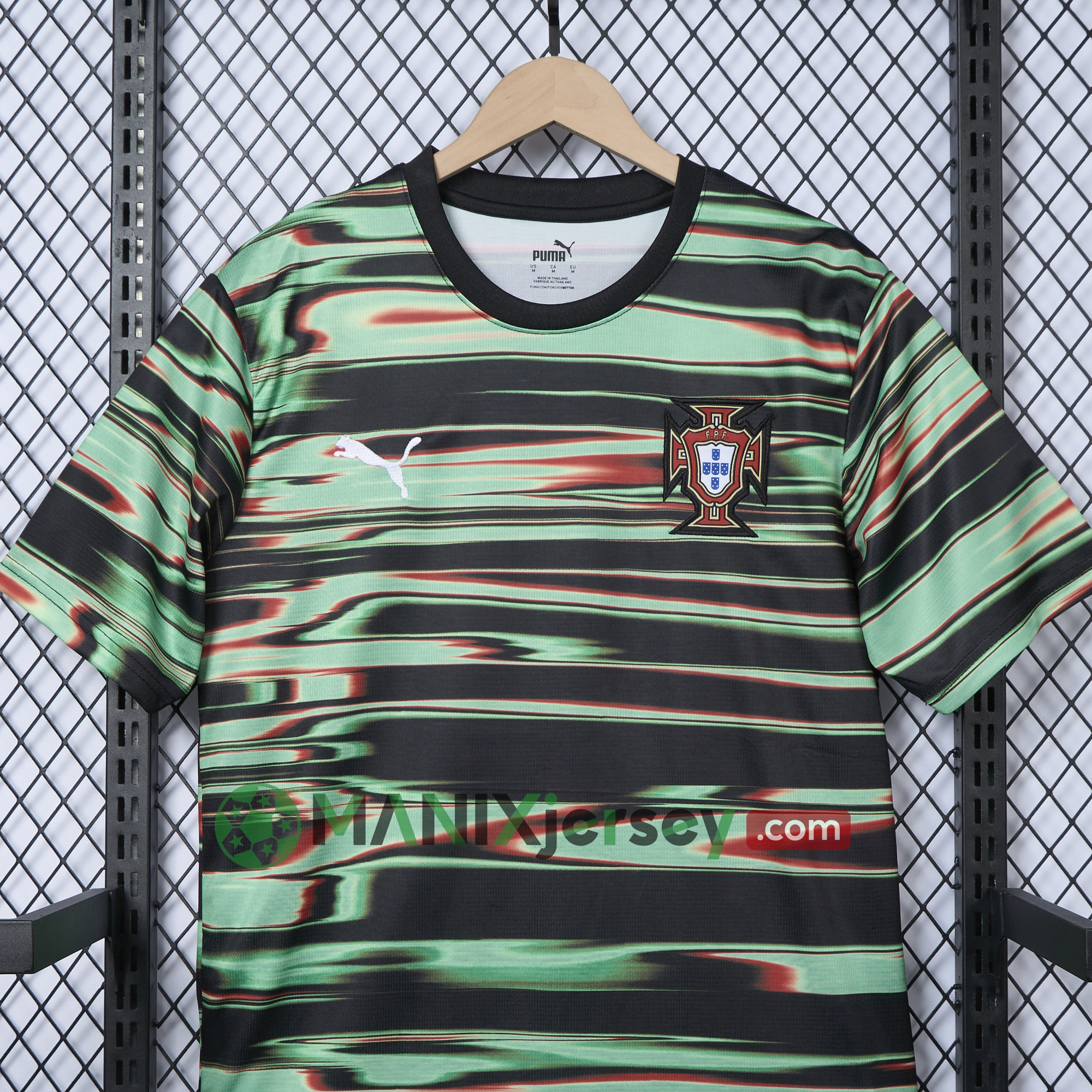 ManixJersey.com | Portugal 2025-26 Training Jersey - Fans Version -Customize Name, Number and Patch | Worldwide Shipping
