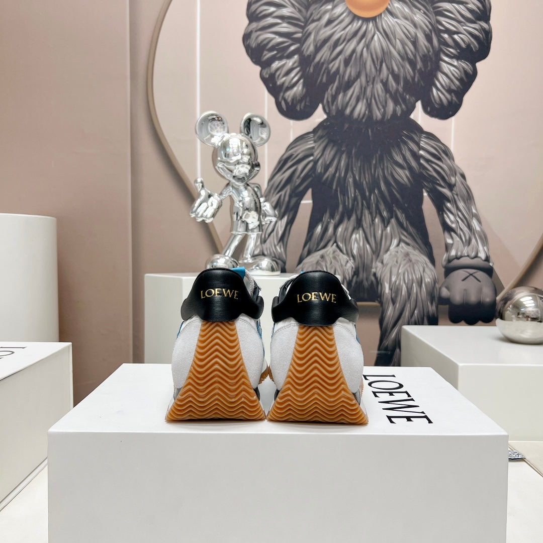 FLOW RUNNER SNEAKER IN PALE GRAY MIX BLUE SUEDE AND SHEEPSKIN、mysite、Cacoeks