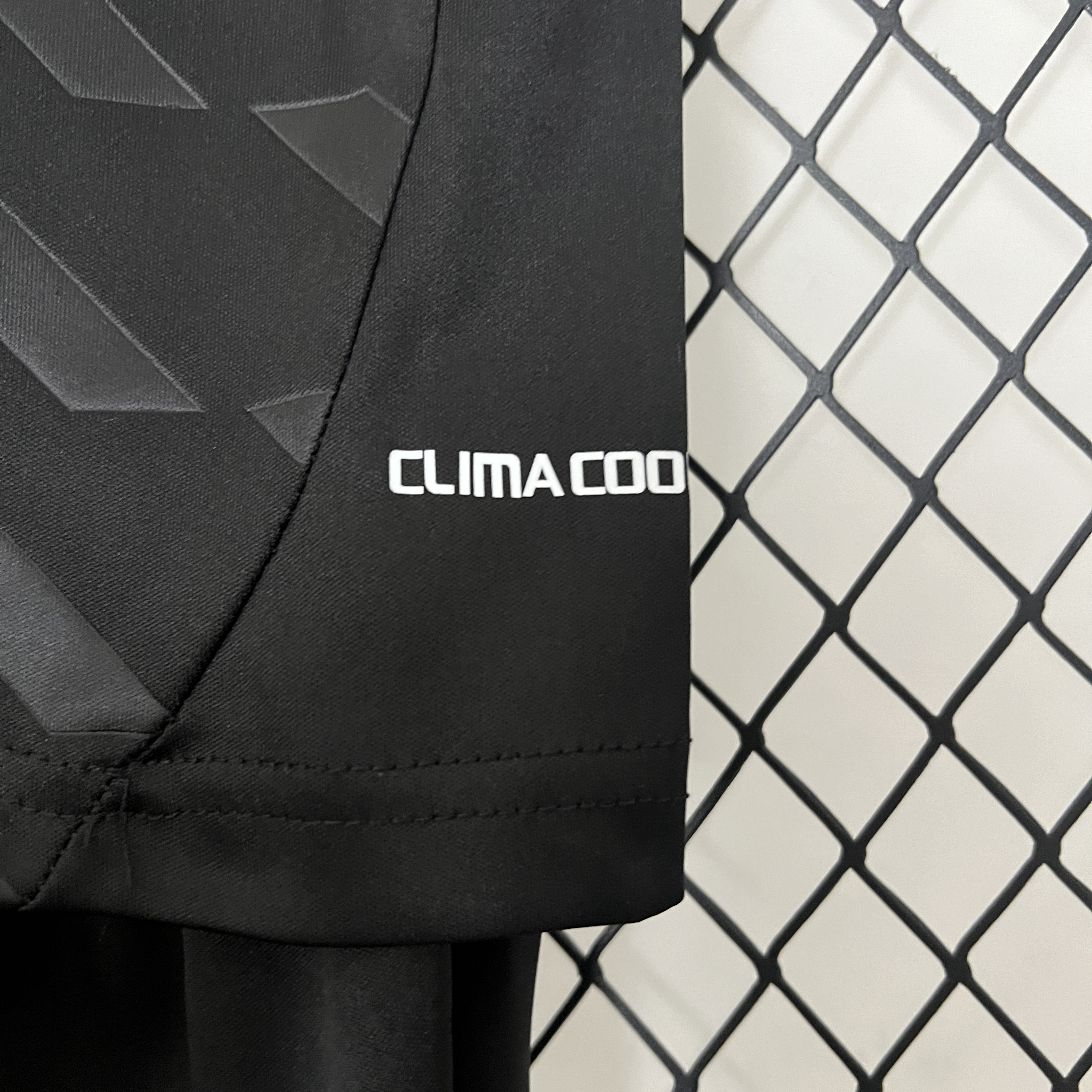 Higojerseys-Retro Real Madrid 11-12 Away Stadium Kids Kit