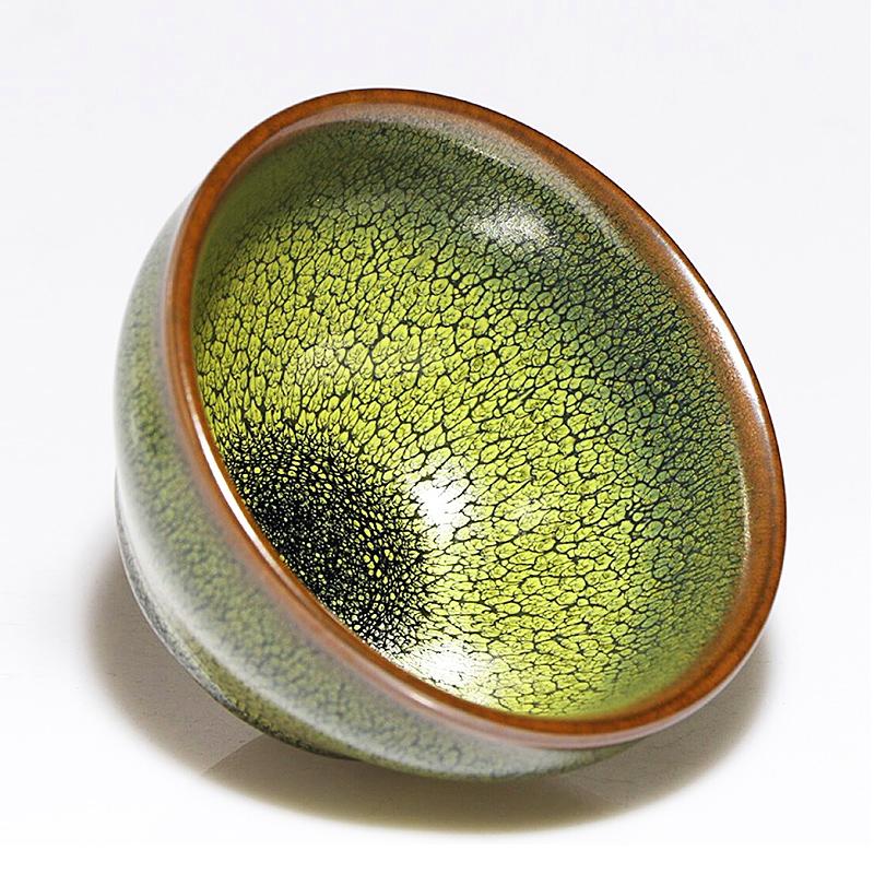 GEEK BAR-https://www.hot-toy.com/