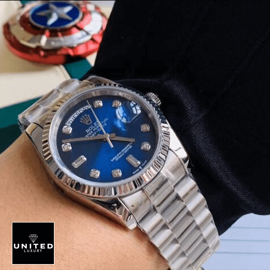 Rolex Day-Date 36 7118-1200R-01 Replica on his arm