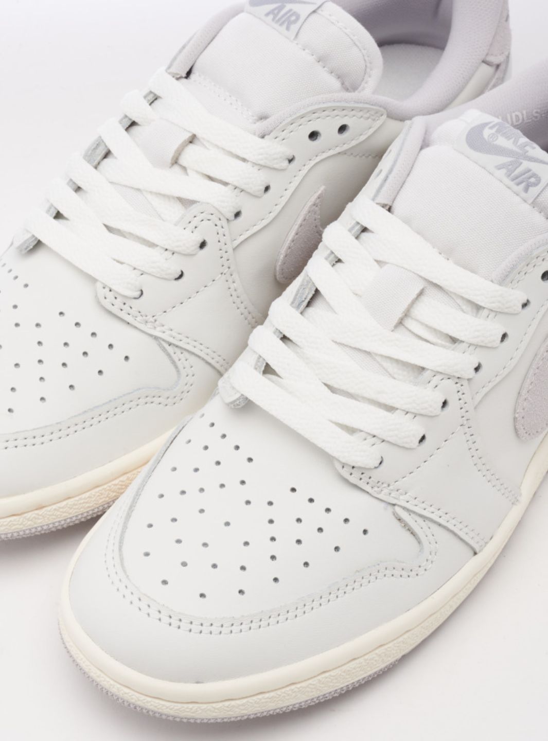 Air Jordan 1 Retro Low '85 Neutral Grey、JORDAN、Cacoeks