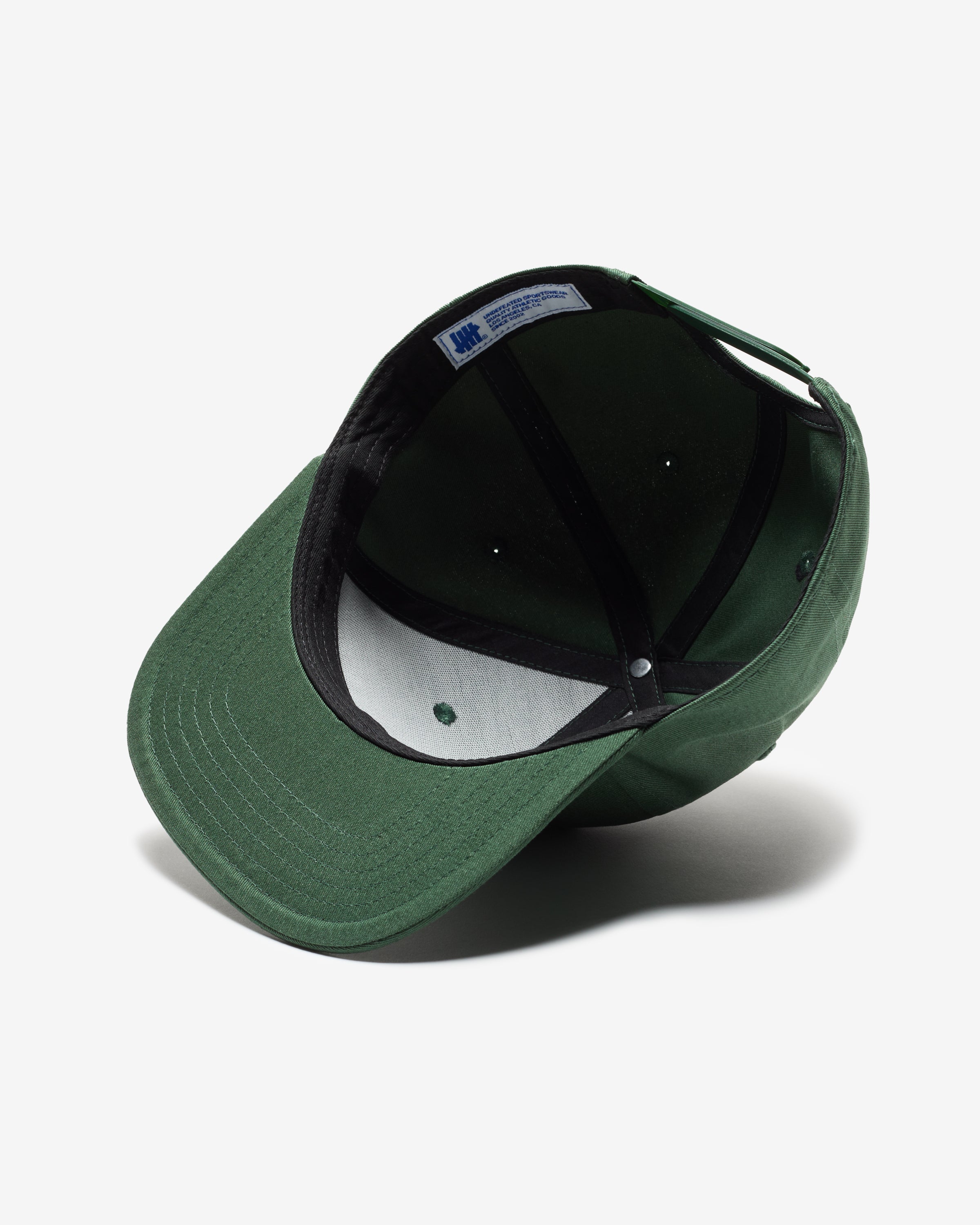 UNDEFEATED SCRIPT LOGO SNAPBACK