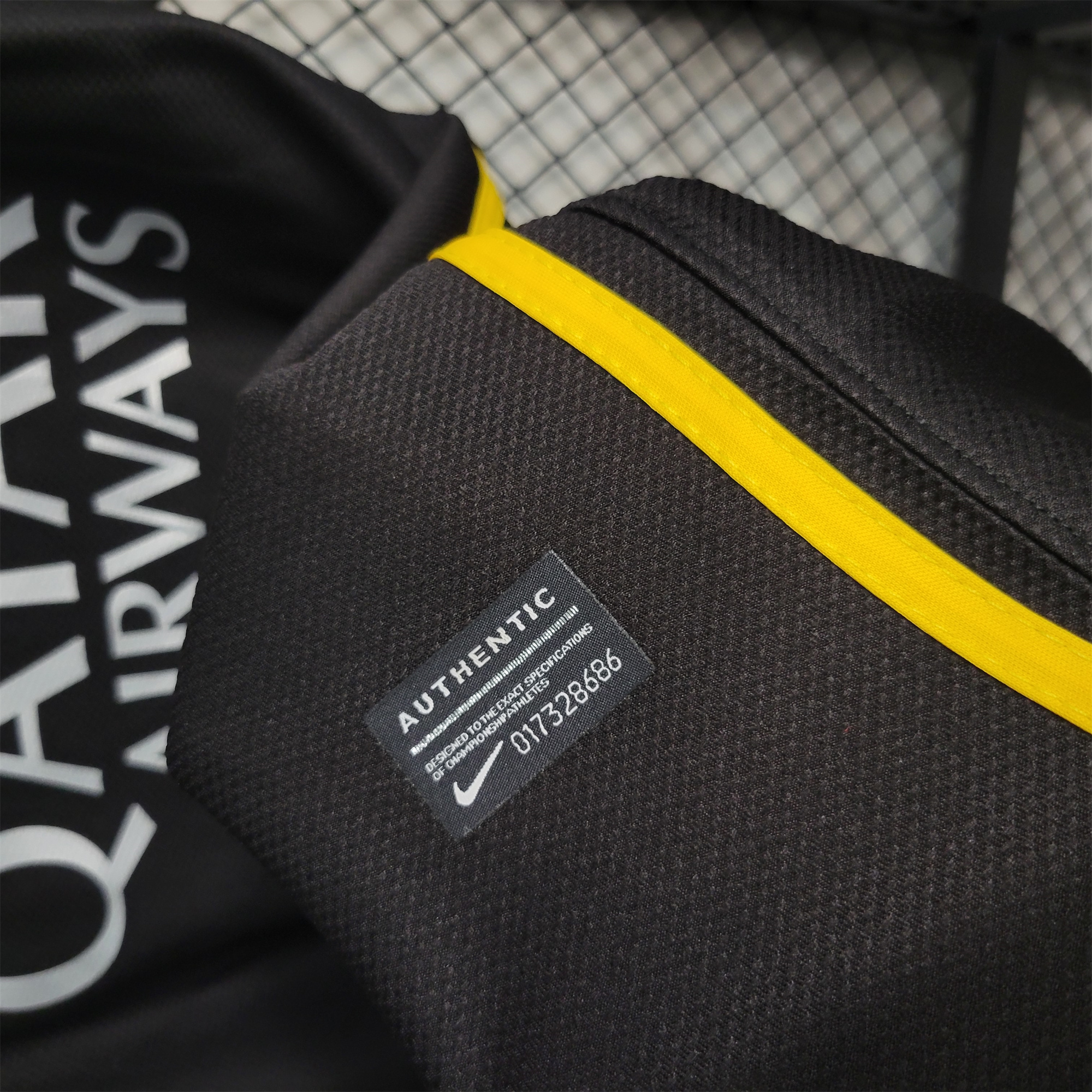 Higojerseys-Retro Barcelona 13-14 Third Jersey