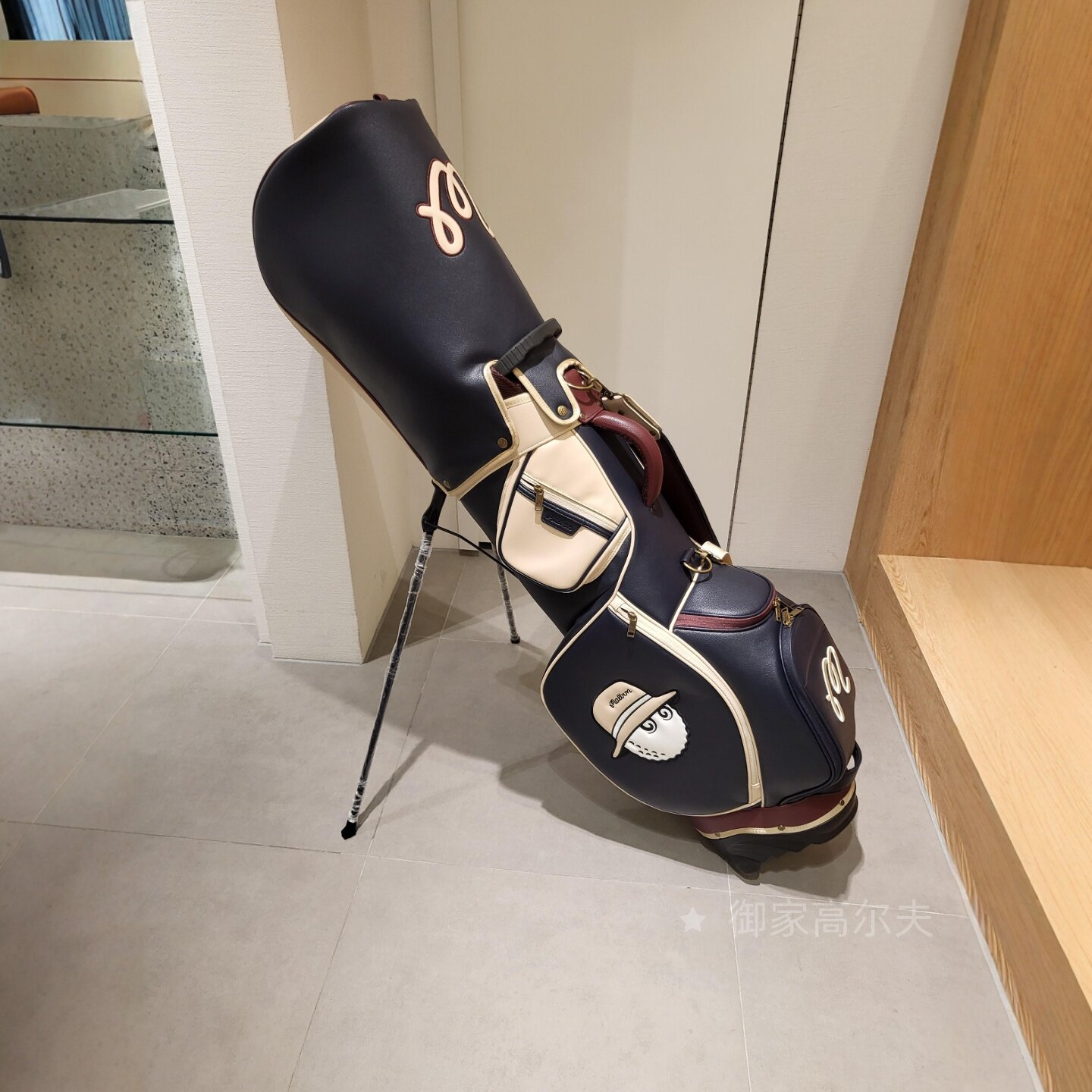 TITLESIT TAYLORMADE G/FORE GOLF BAG