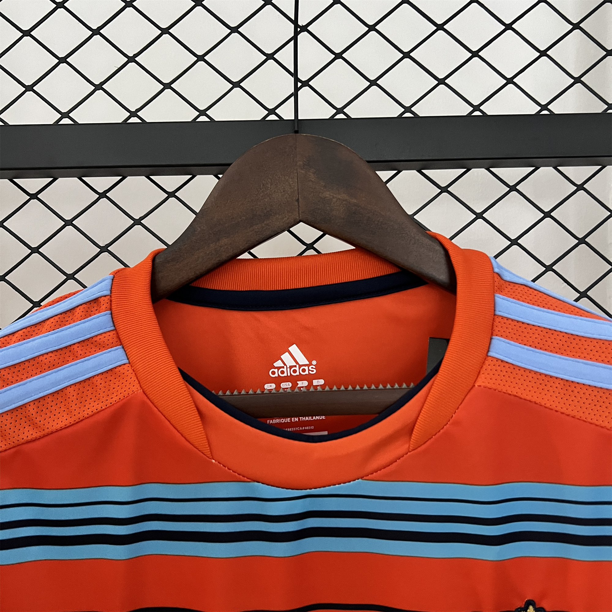 GlobeJersey-Retro Marseille 2011-12 Third Jersey