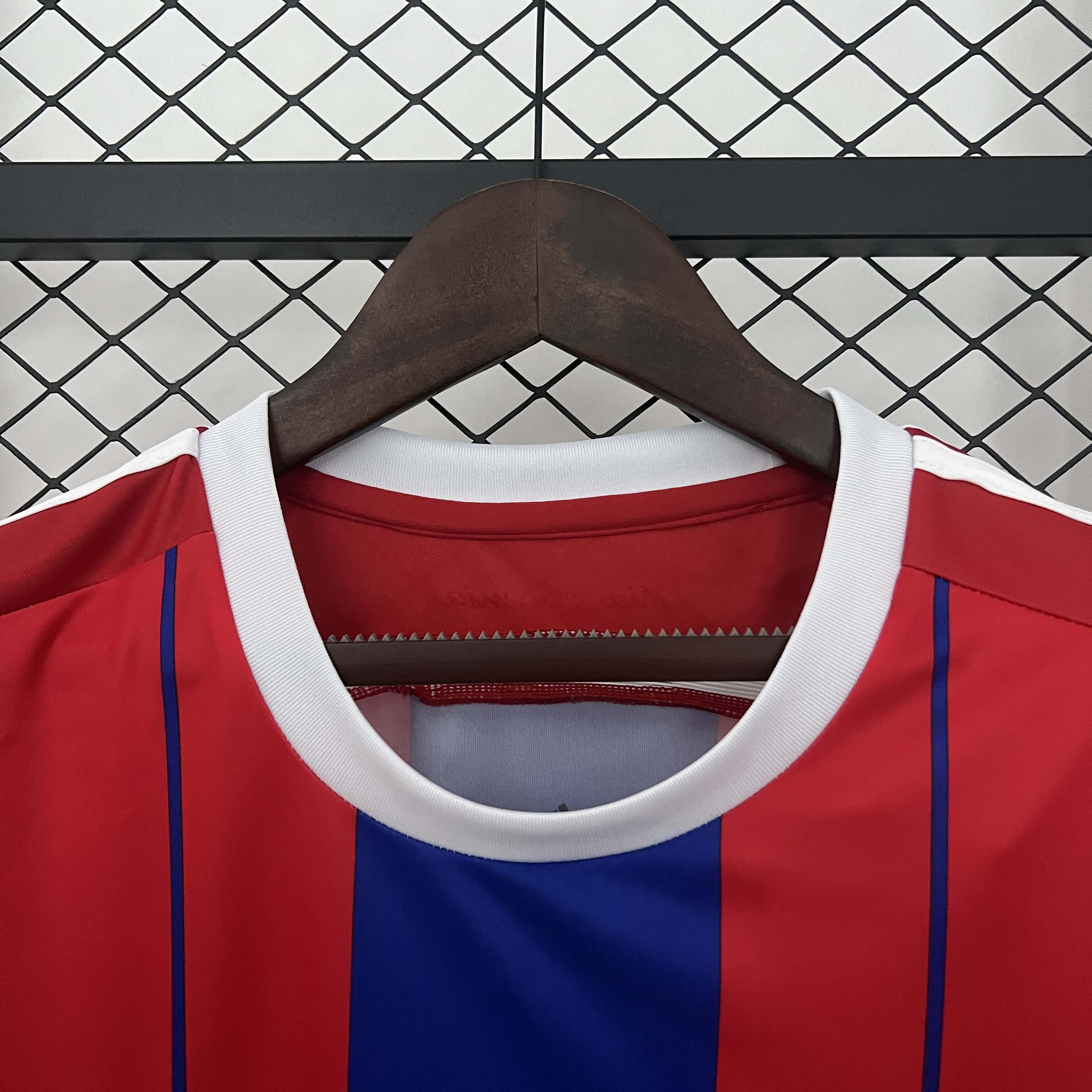 2014/2015 Retro Bayern Munich Home Football Jersey 1:1 Thai Quality:football jersey mysite: unitedjerseyfootball 邓江浪:football