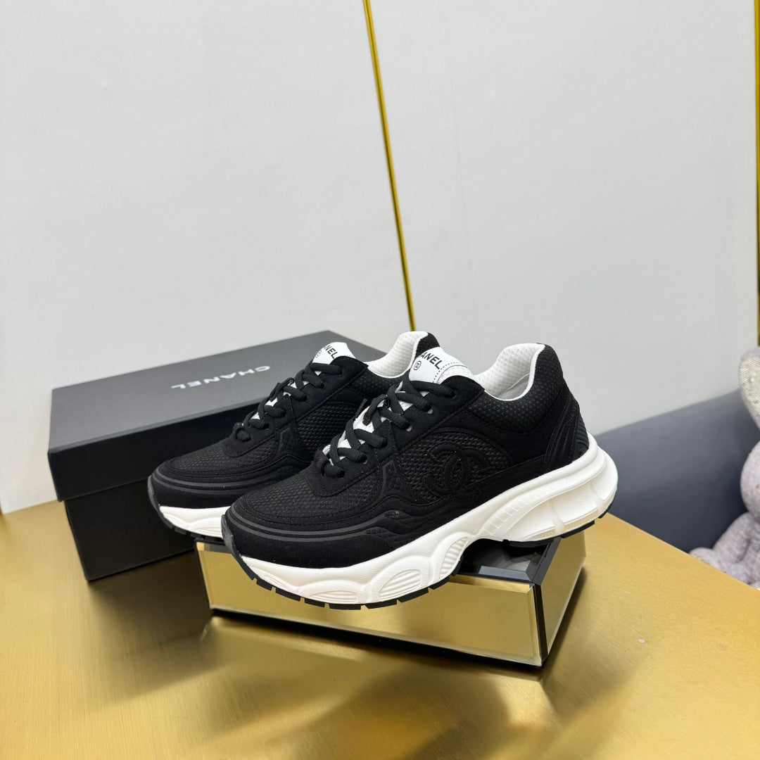 DAD SNEAKER IN BLACK SUEDE AND BREATHABLE MESH、mysite、Cacoeks