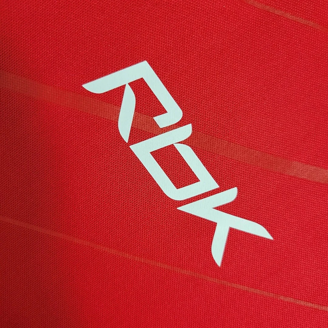 SIUjerseys-Retro Liver.pool 2005-06 European Home Stadium Jersey