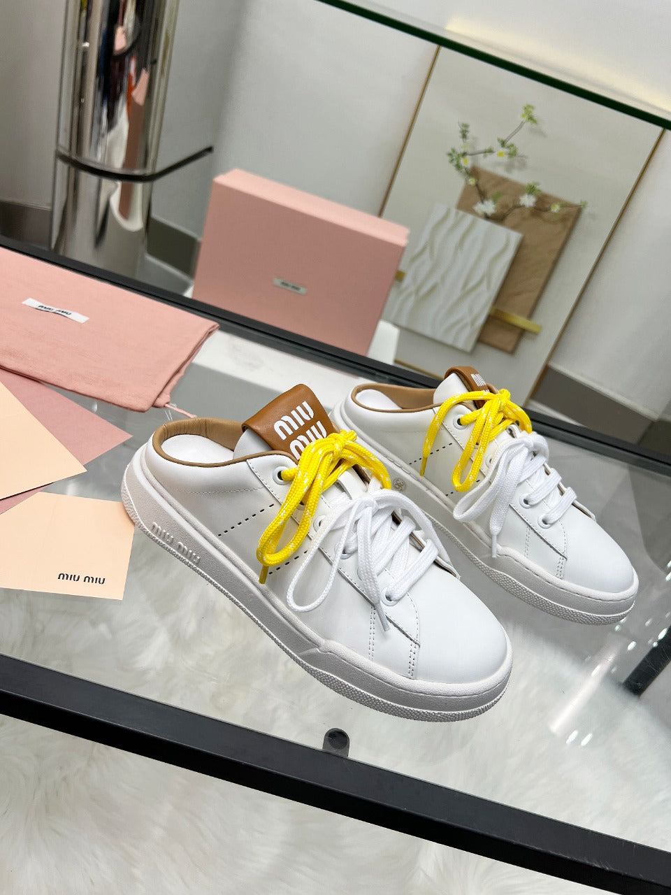 SNEAKER MULES IN WHITE MIX BROWN CALFSKIN WHITE YELLOW LACES、mysite、Cacoeks